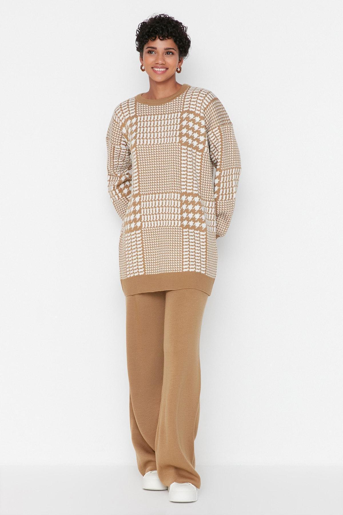 Brown Crew Neck Co-Ord Set, Brown, large image number 1