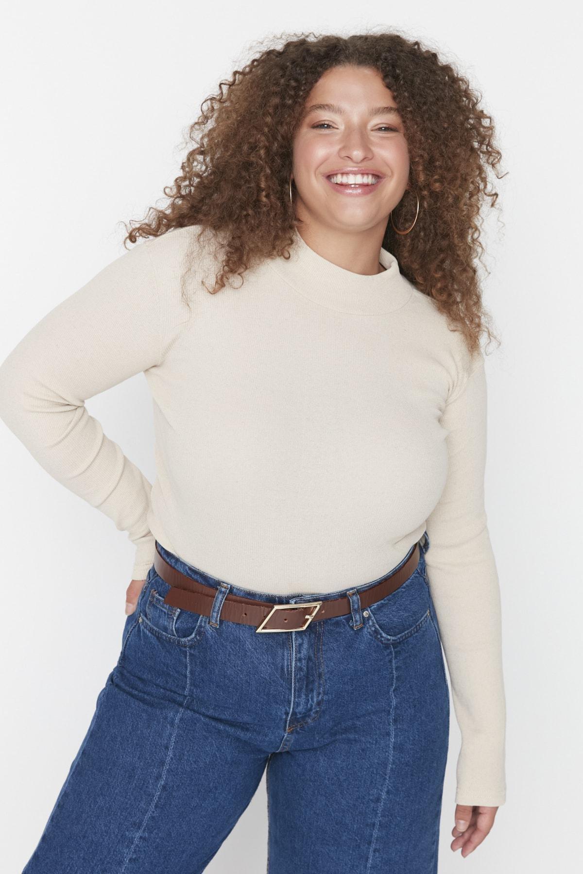 Beige Fitted Plus Size Blouse, , large image number 0