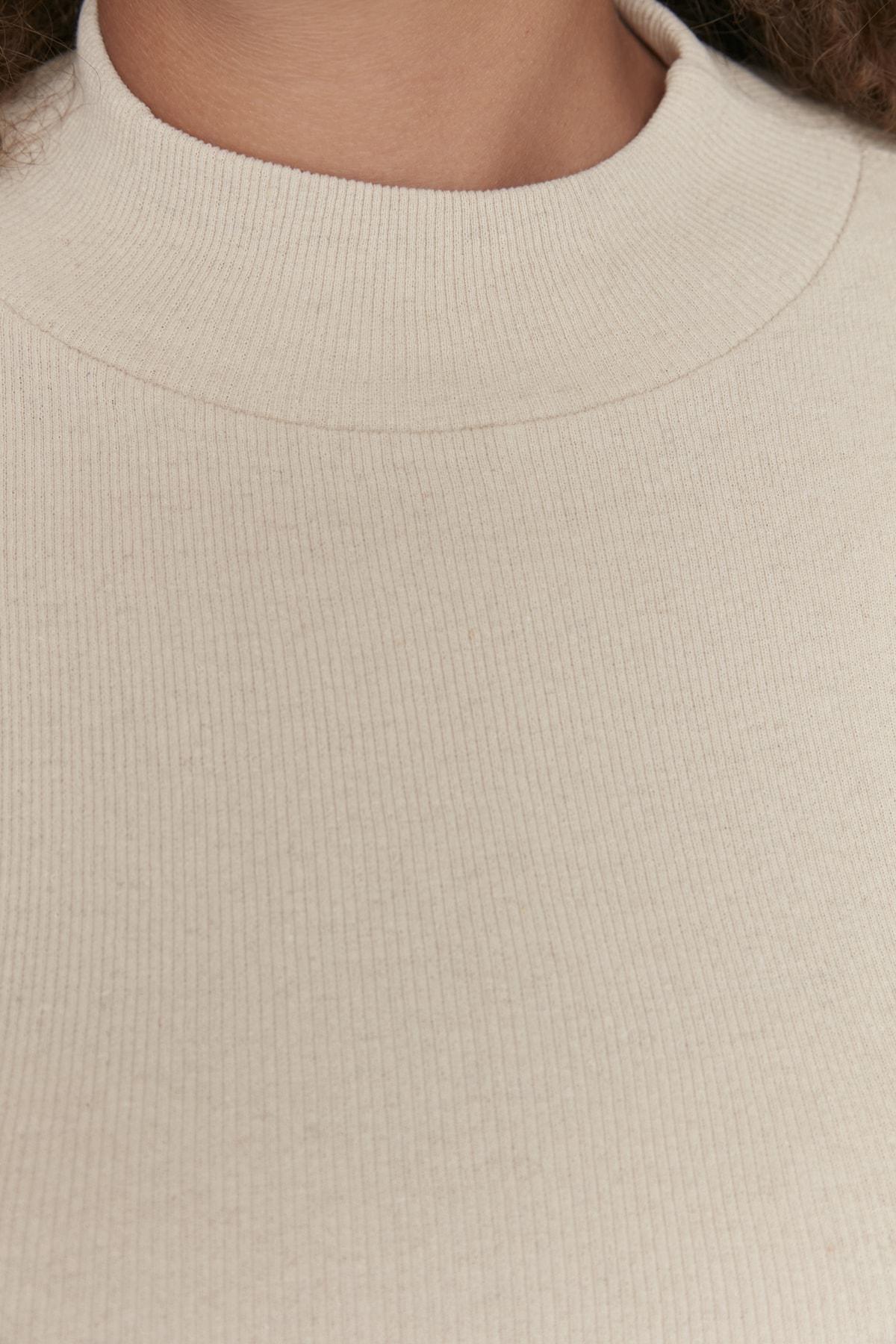 Beige Fitted Plus Size Blouse, , large image number 3