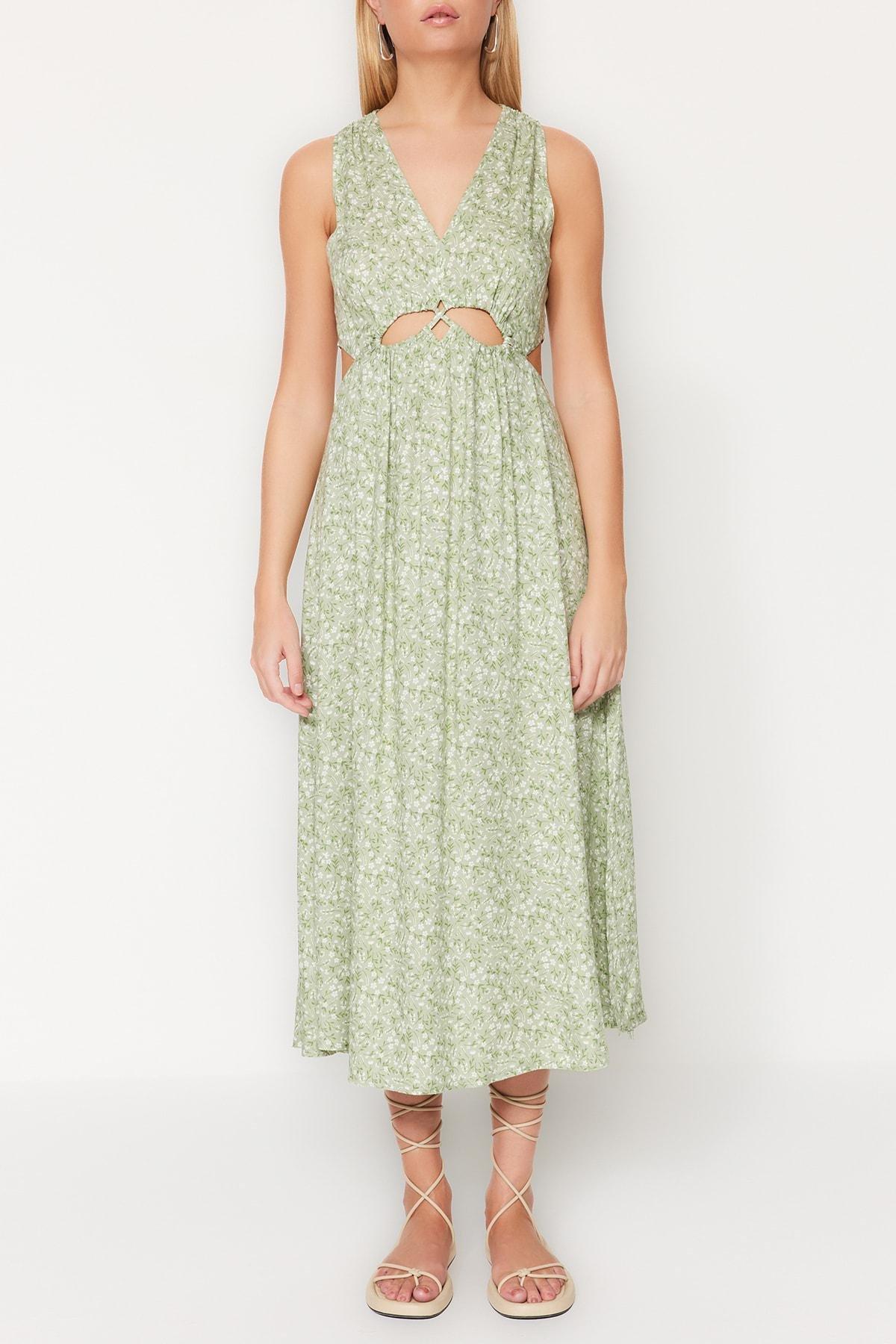 Trendyol - Green Floral V-Neck Shift Dress