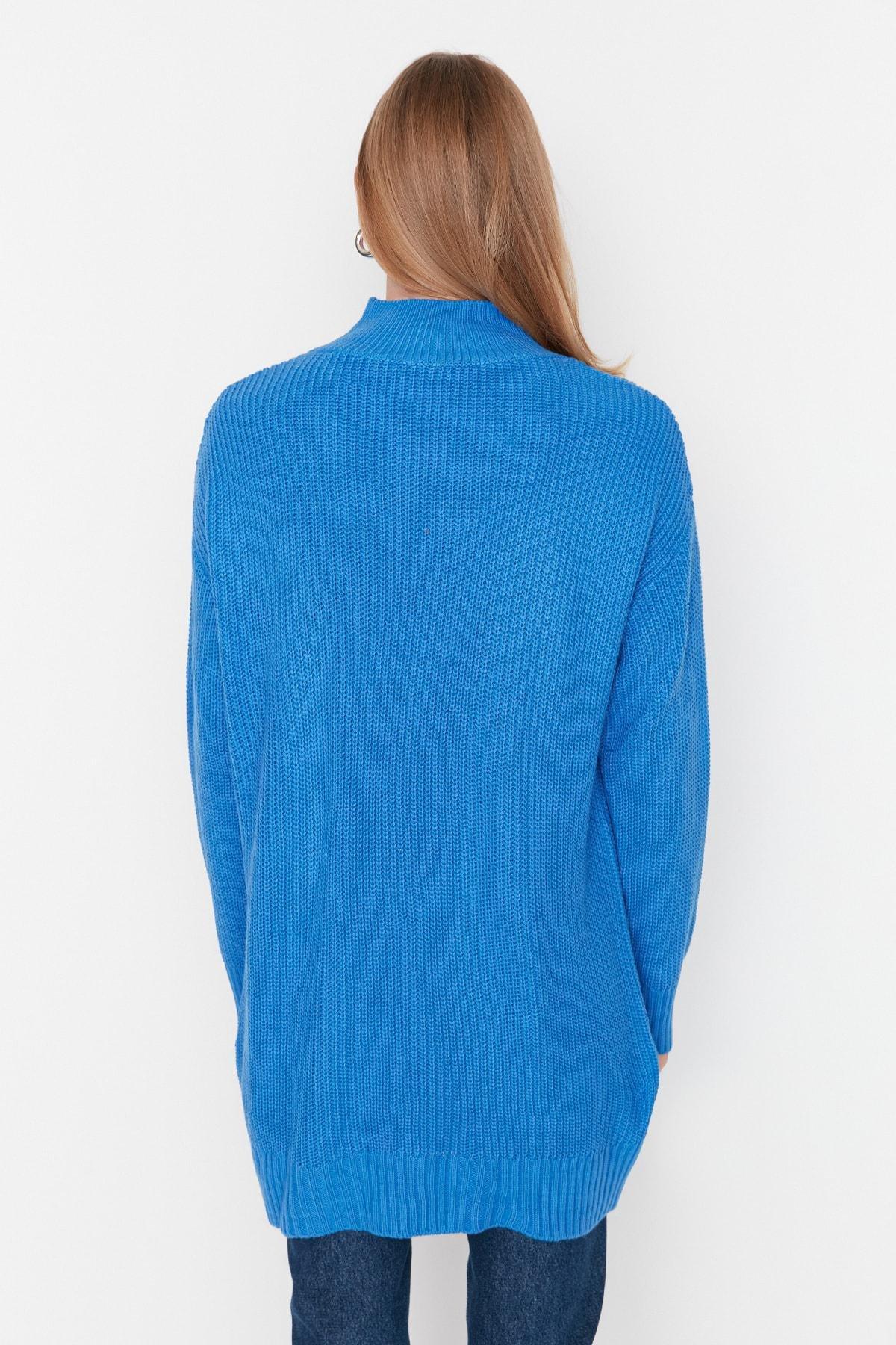 Trendyol - Blue Relaxed High Neck Sweater