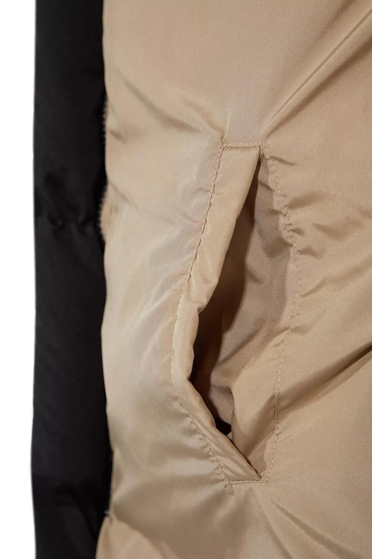 Black Puffer Oversize Jacket, Black, large image number 10