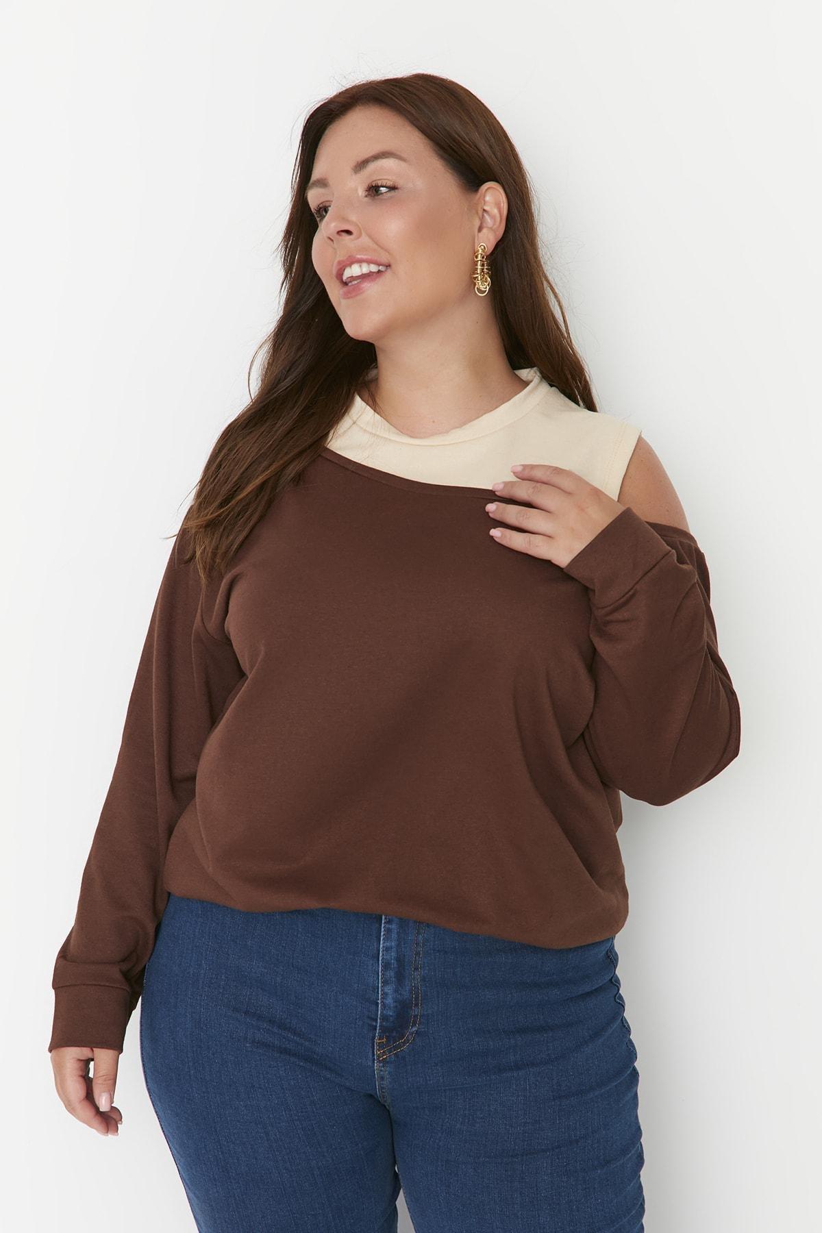 Brown Crew Neck Plus Size Sweatshirt, , large image number 0