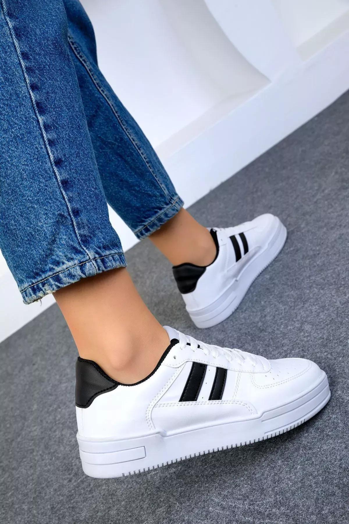White Unisex Sneaker, , large image number 3
