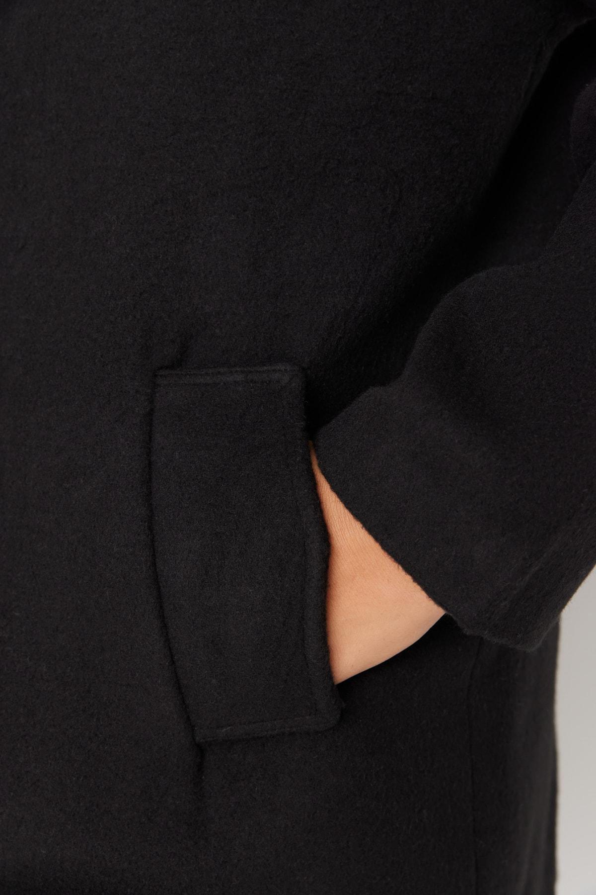 Black Double Breasted Plus Size Coat, , large image number 2