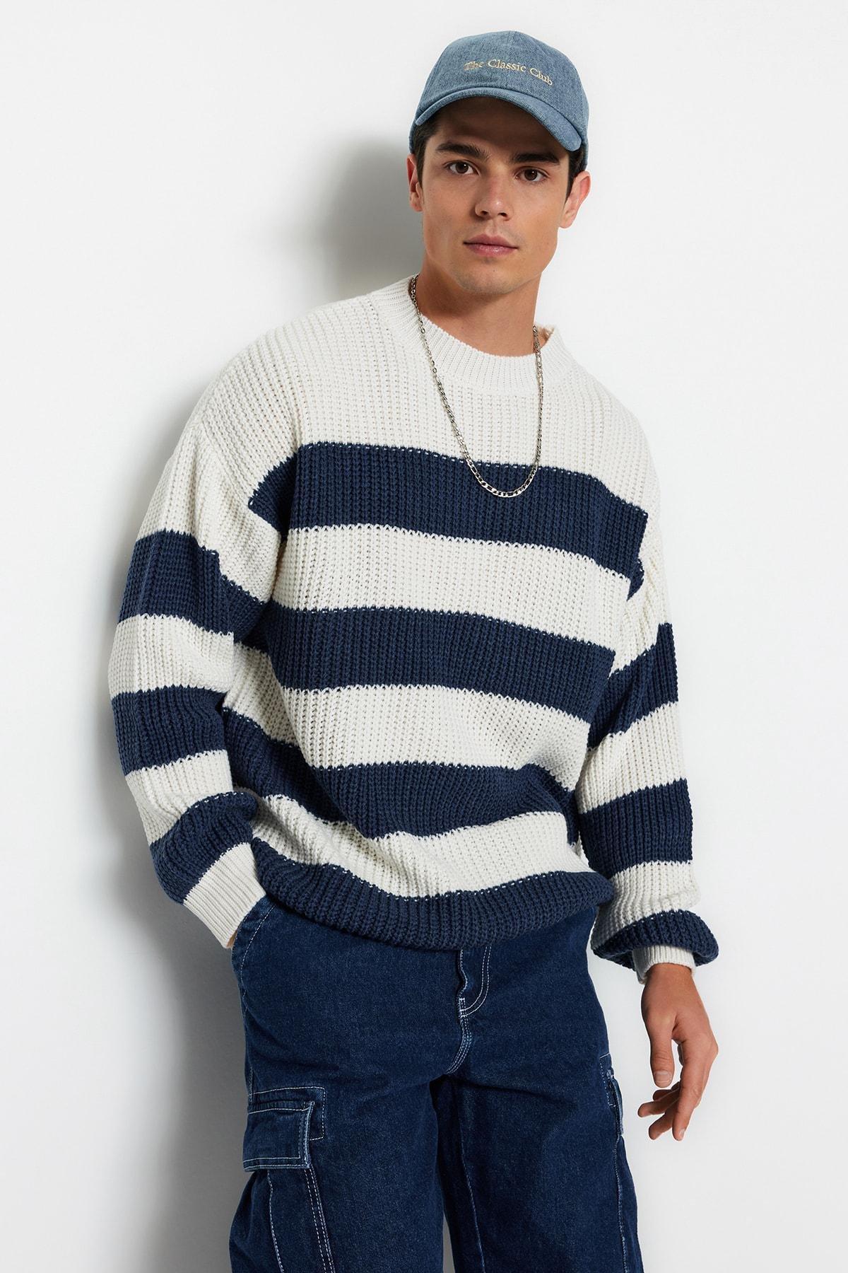 Trendyol - Navy Striped Oversize Sweater