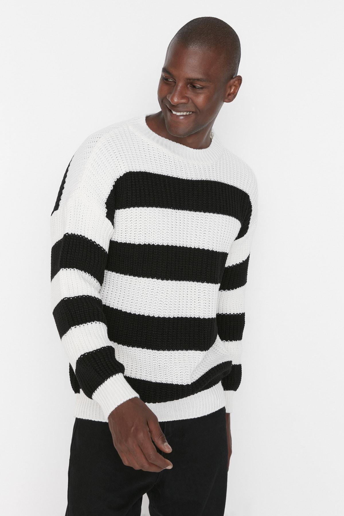 Black Striped Oversize Sweater, , large image number 2