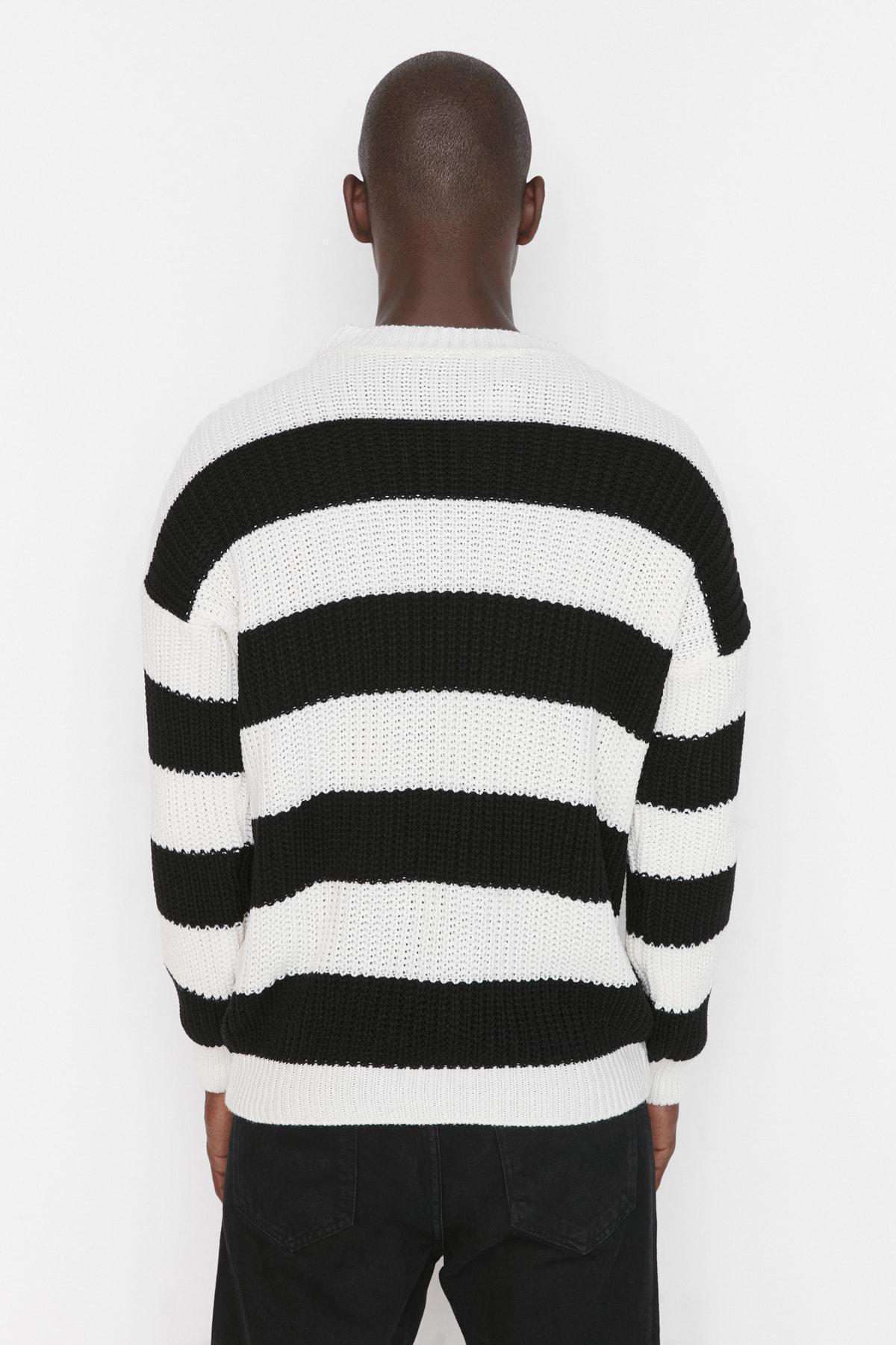 Black Striped Oversize Sweater, , large image number 4