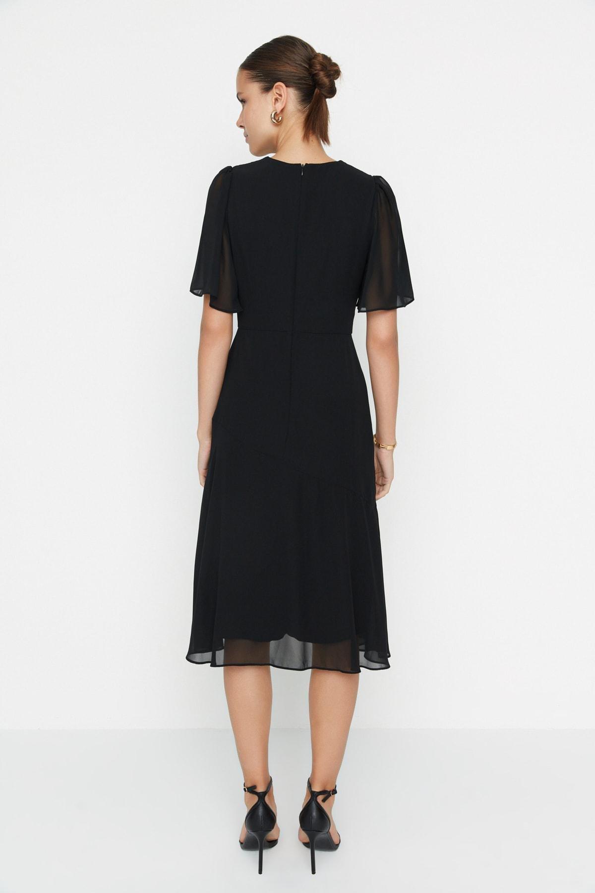 Black A-Line Crew Neck Dress, , large image number 4