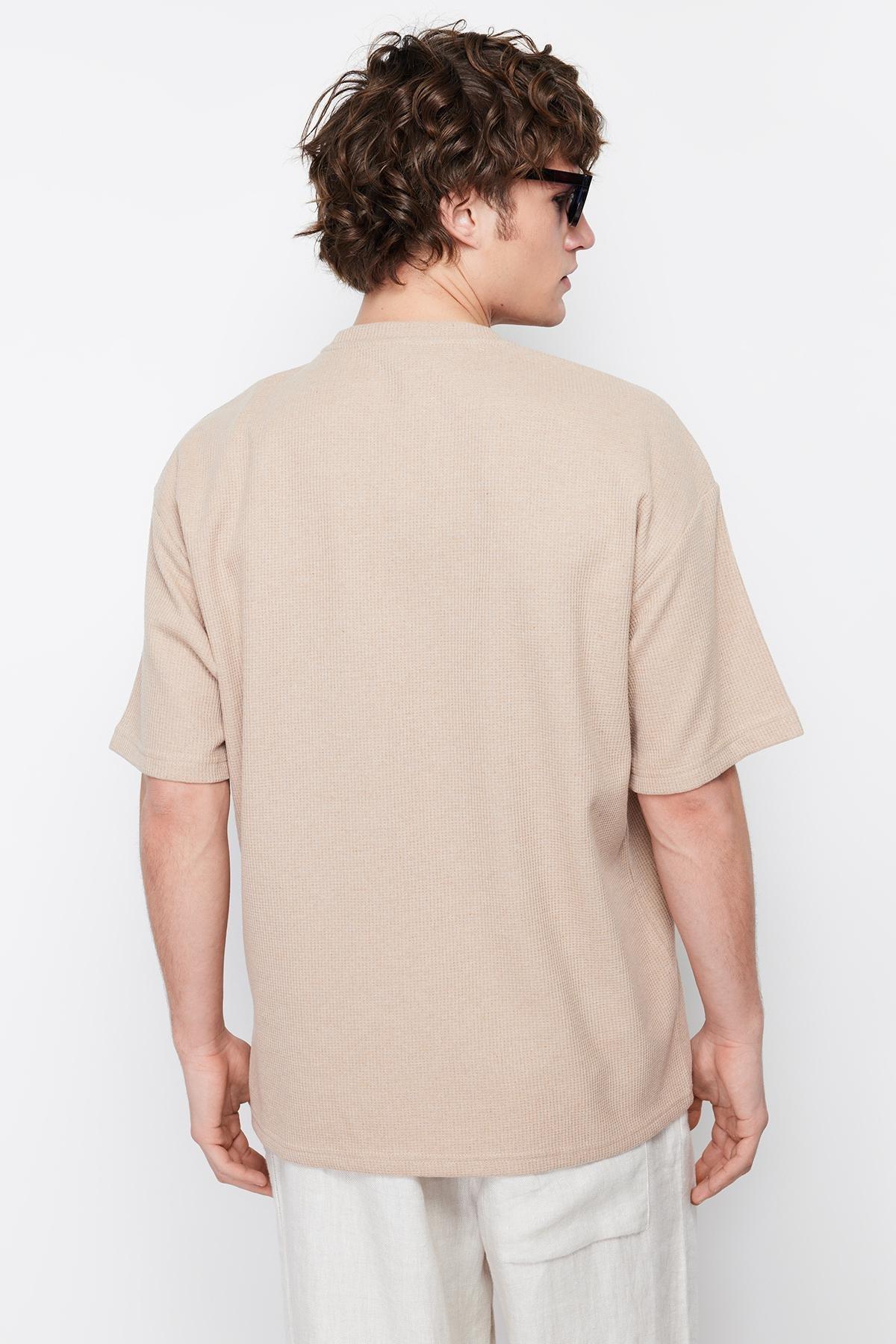 Trendyol - Brown Oversize Crew Neck Tshirt