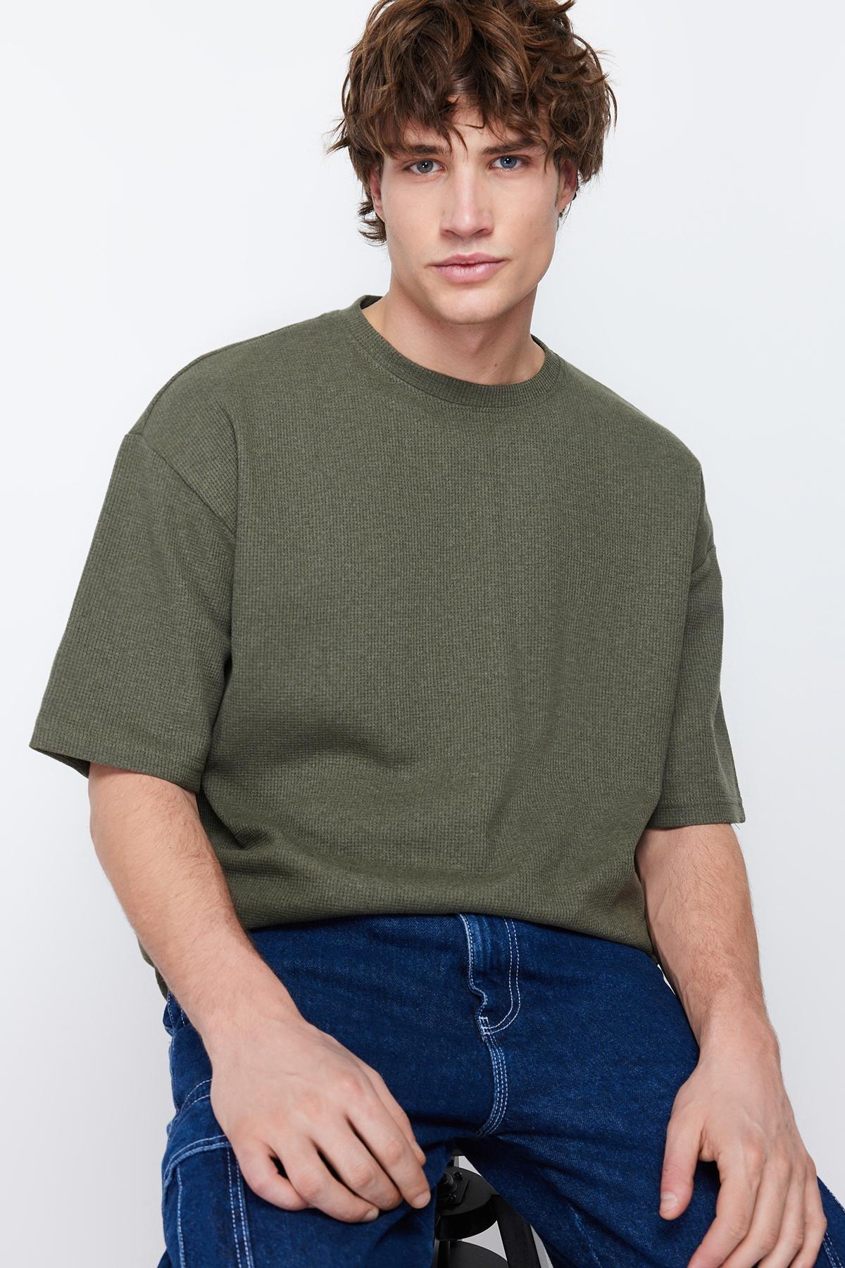 Trendyol - Khaki Oversize Crew Neck Tshirt