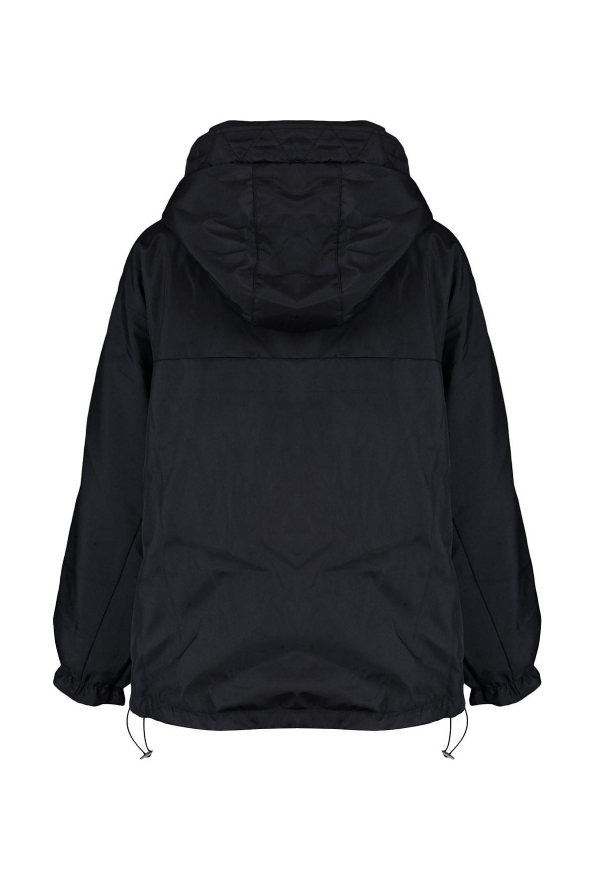 Trendyol - Black Hooded Puffer Jacket