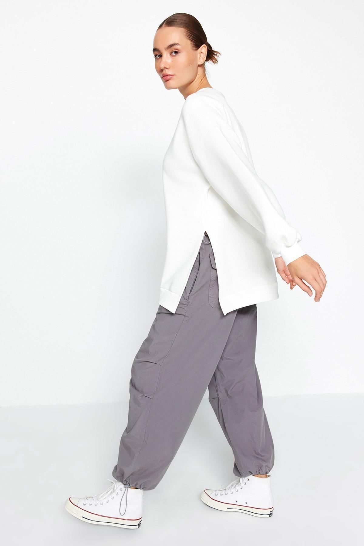 White Oversize Knitted Sweatshirt, , large image number 2
