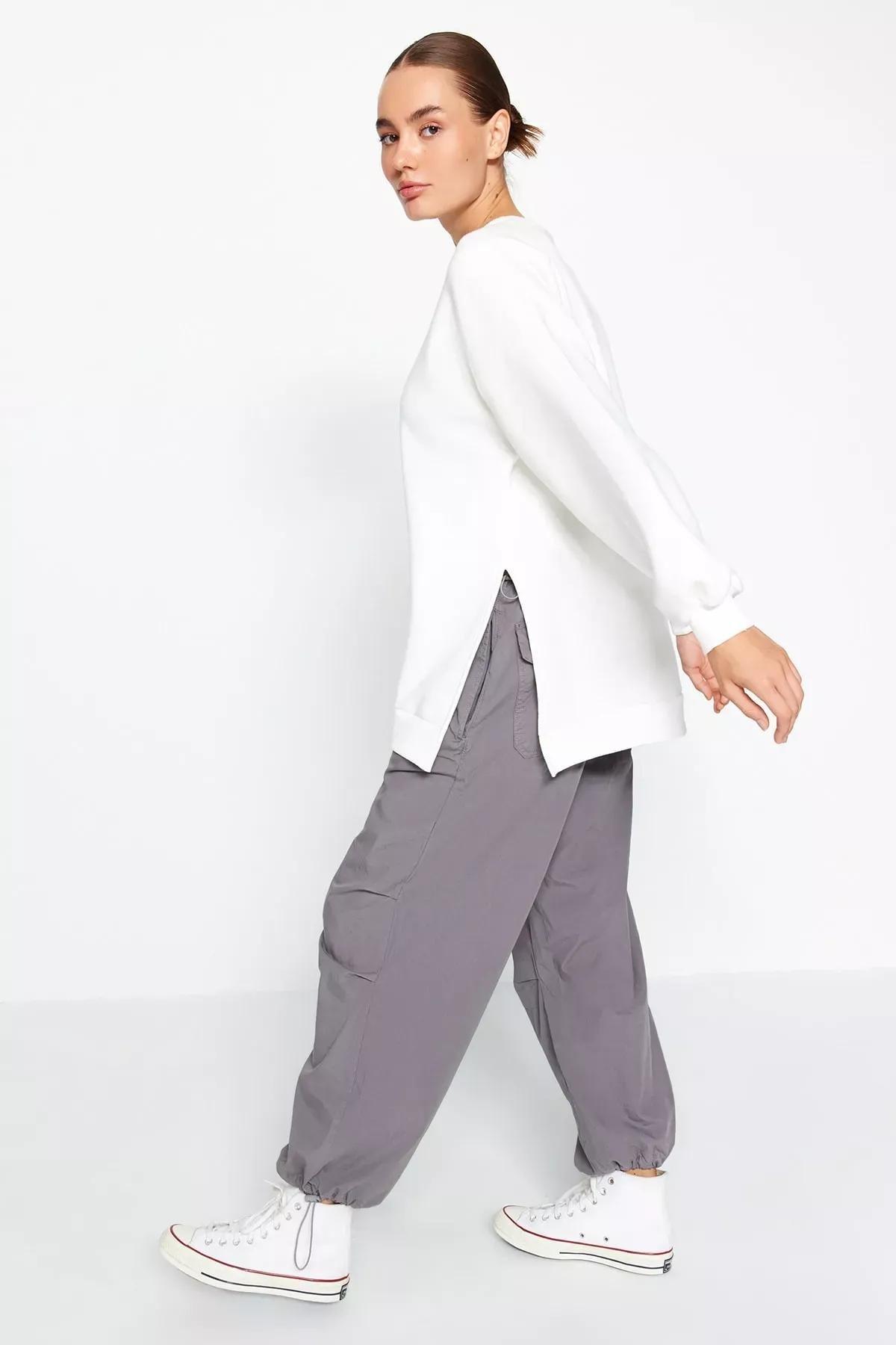 White Oversize Knitted Sweatshirt, , large image number 2