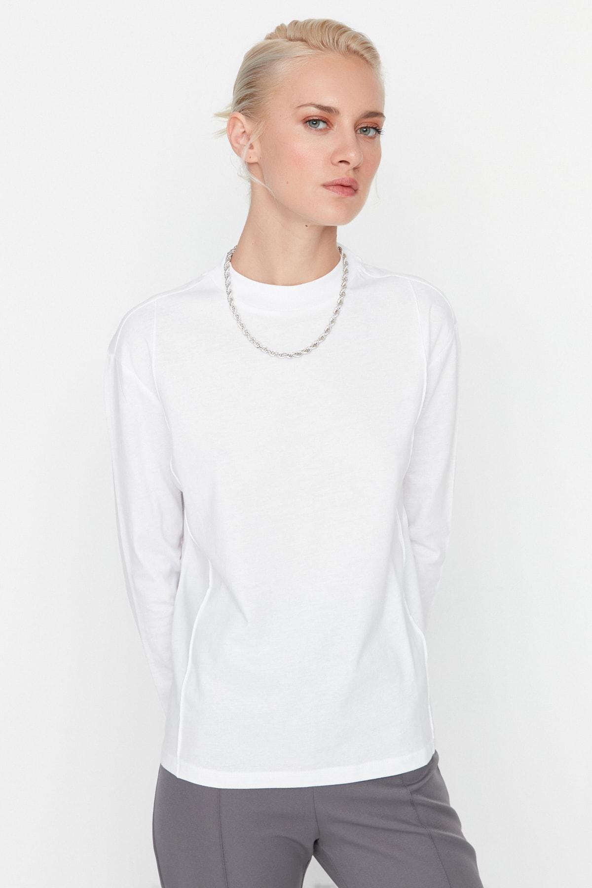 Trendyol - White Standing Collar Tshirt