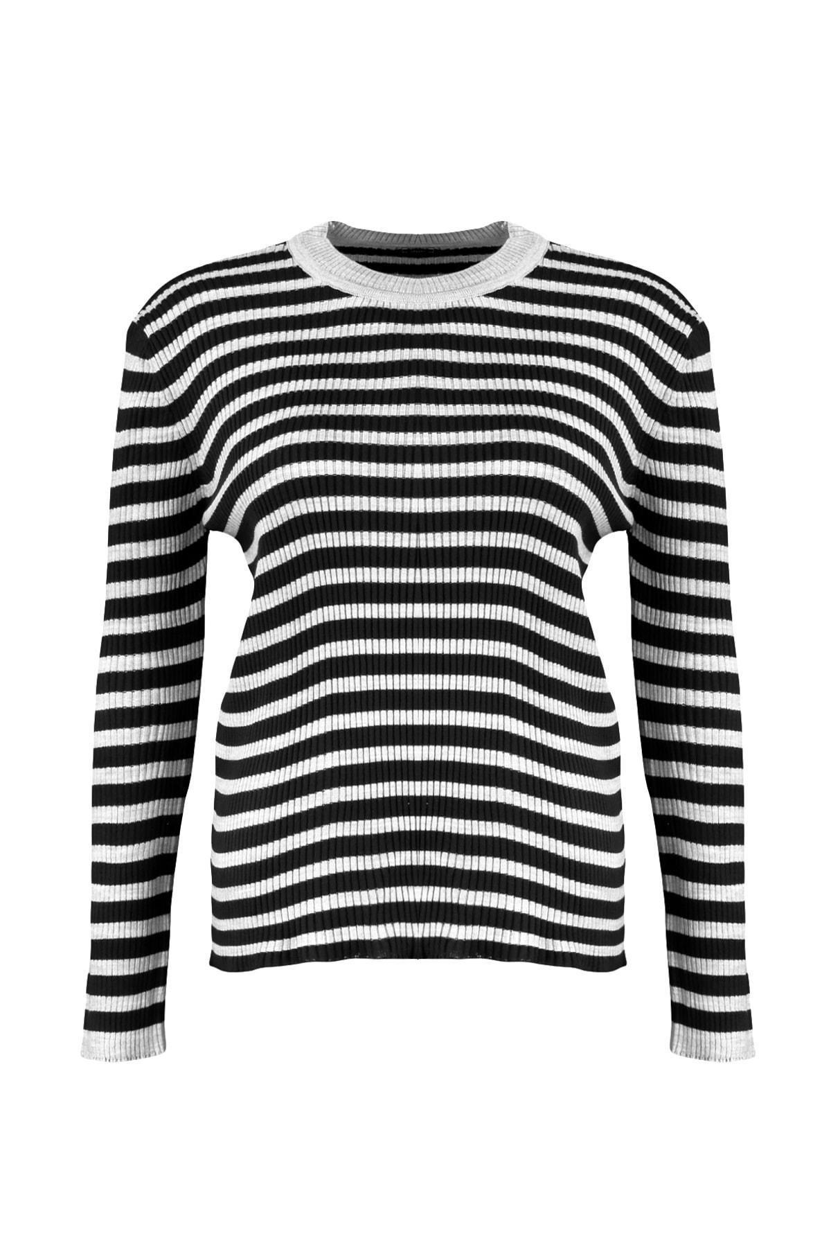 Black Crew Neck Plus Size Sweater, , large image number 5