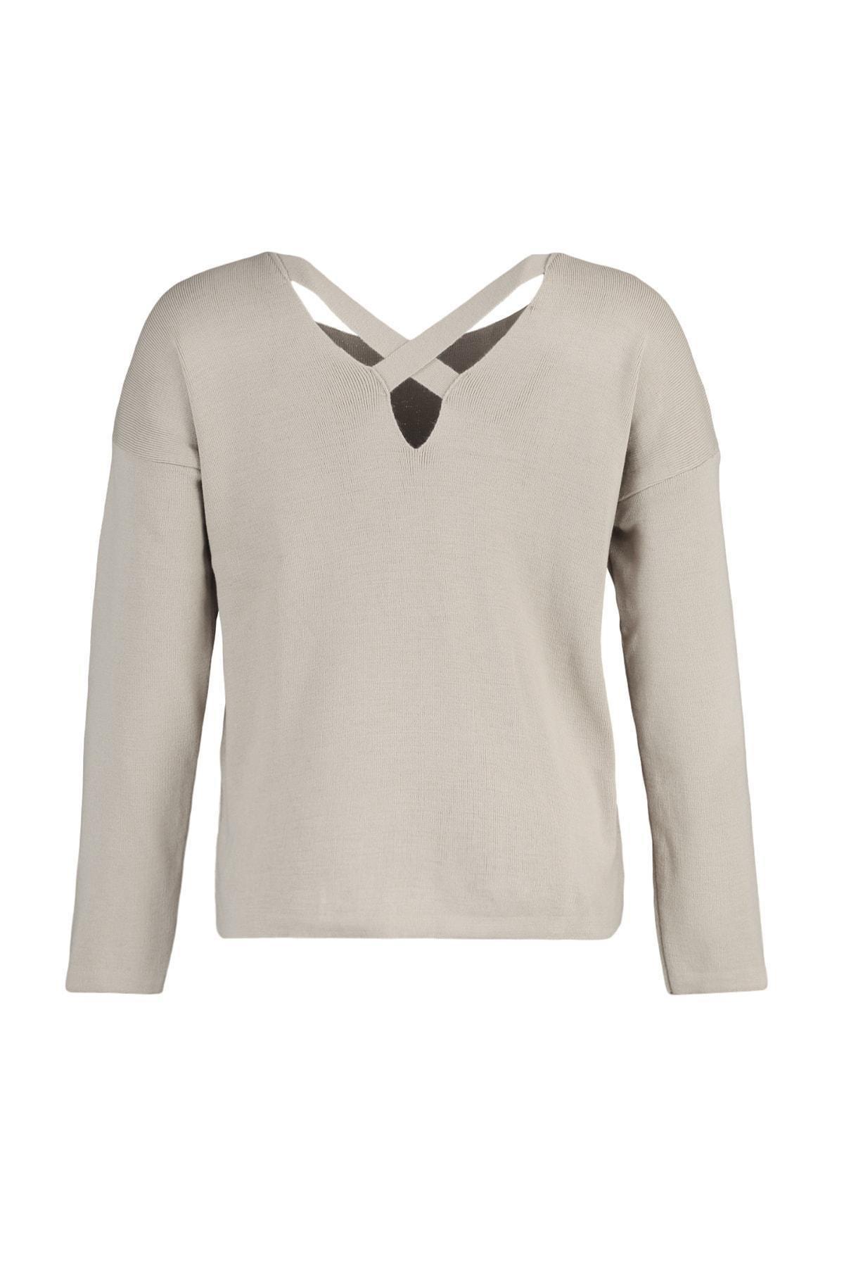 Beige V-Neck Plus Size Sweater, , large image number 7