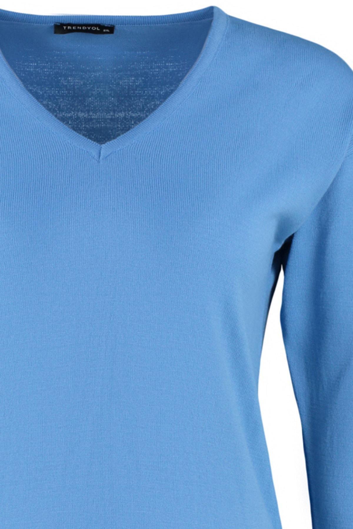 Blue V-Neck Plus Size Sweater, , large image number 7