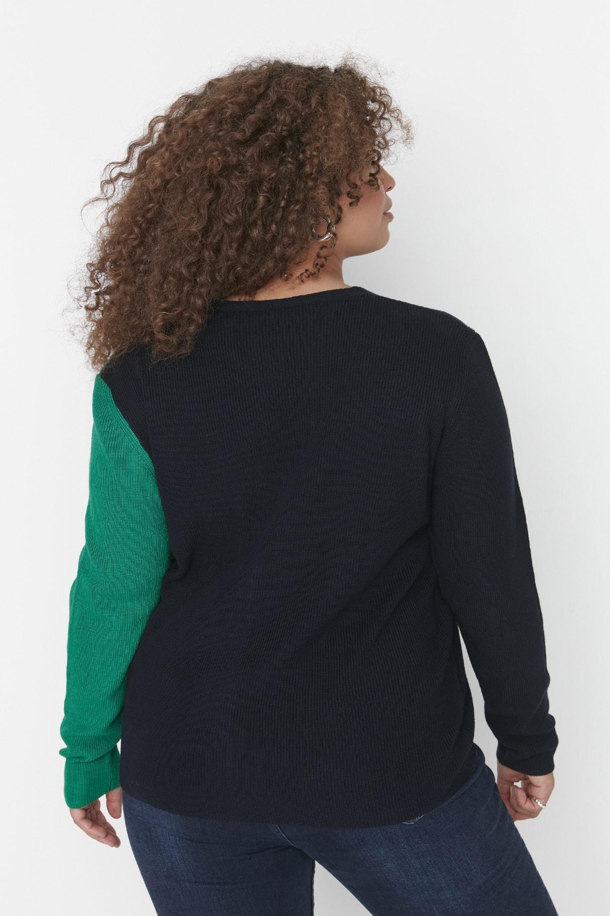 Trendyol - Navy Colourblock Plus Size Cardigan