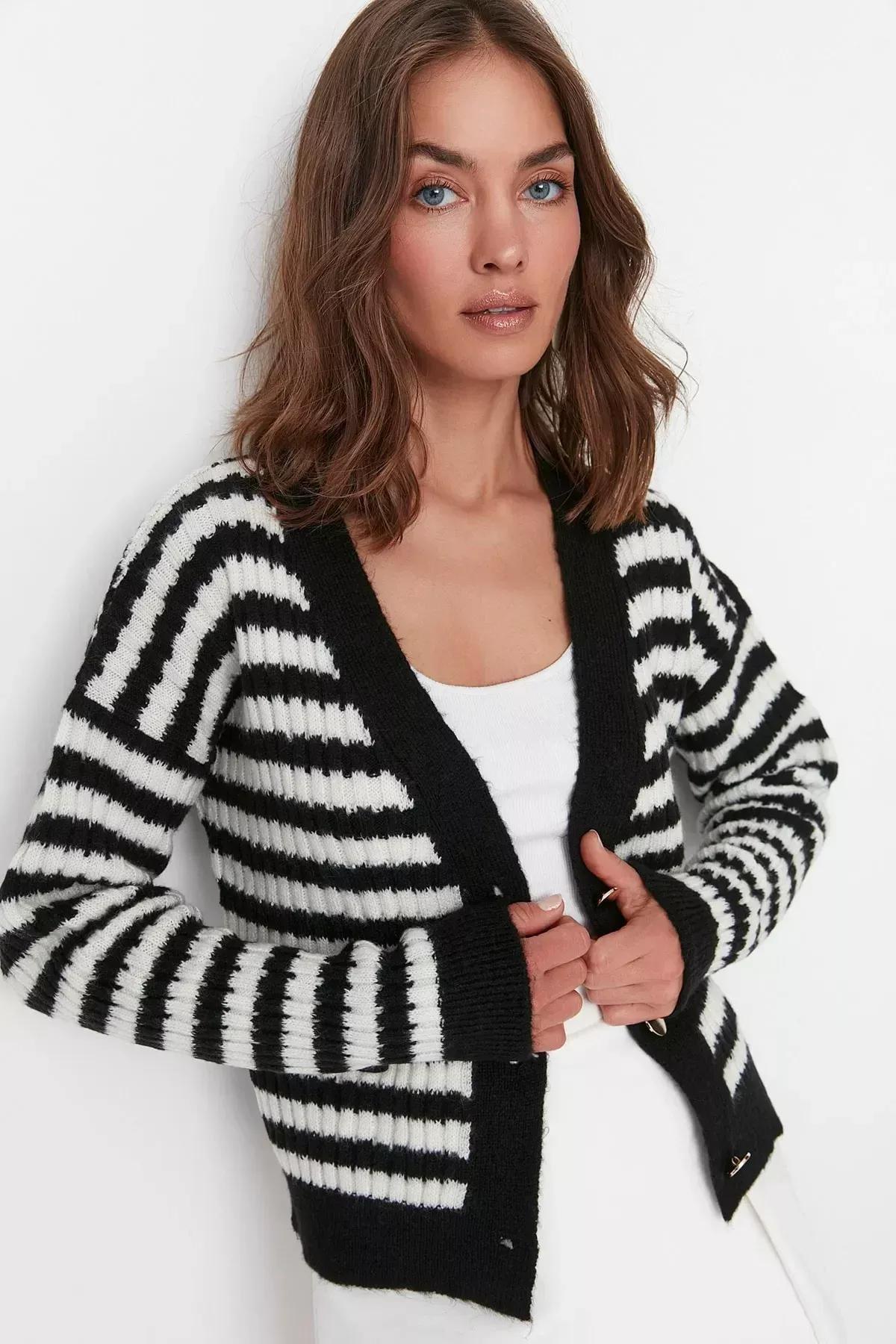 Black Striped Knitwear Cardigan, Black, large image number 4