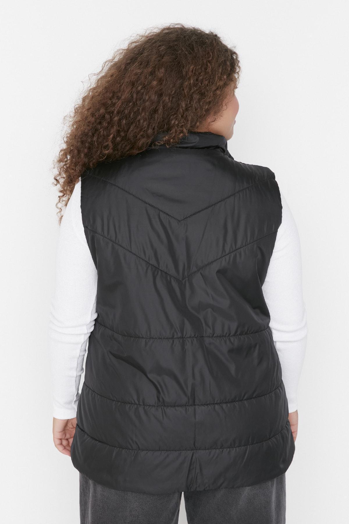 Black Puffer Plus Size Vest, , large image number 4