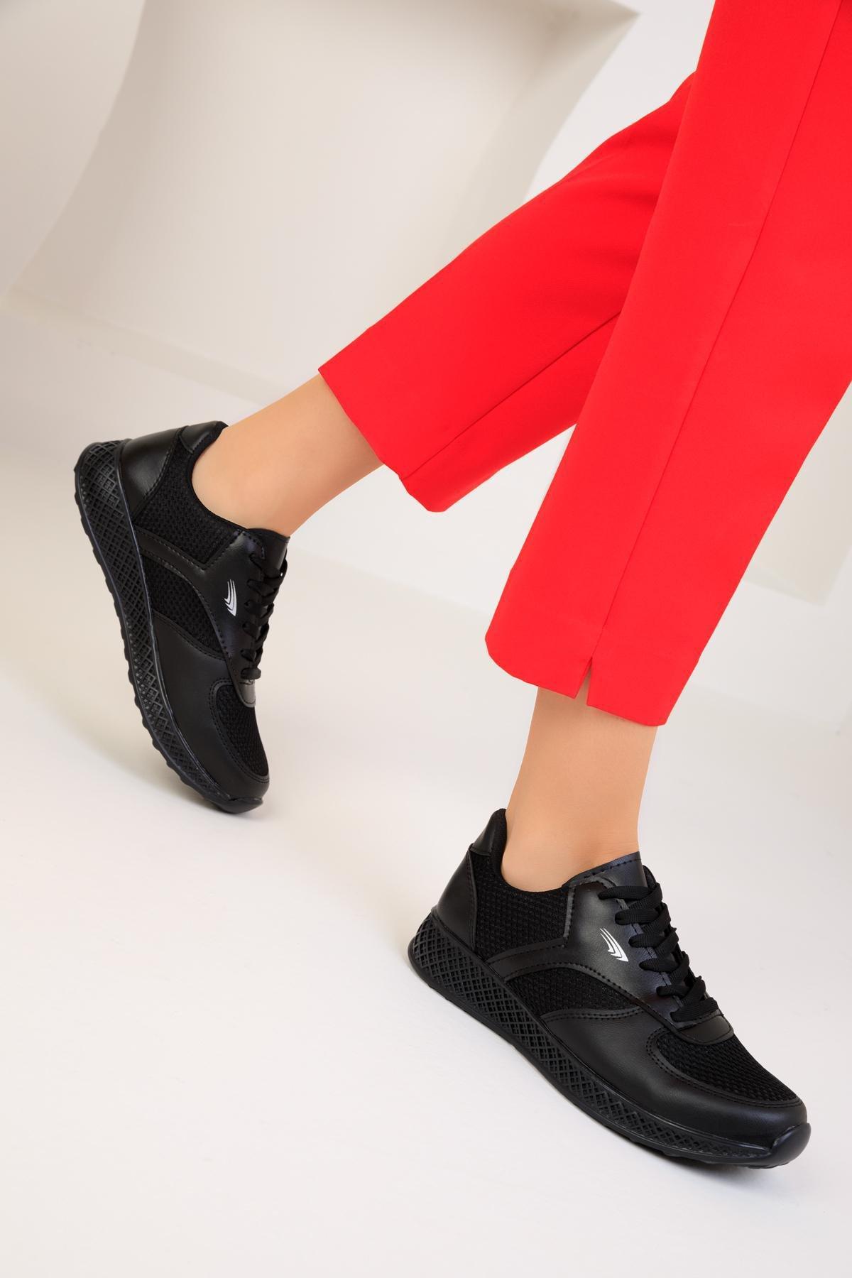 Black Flat Sneakers, , large image number 4