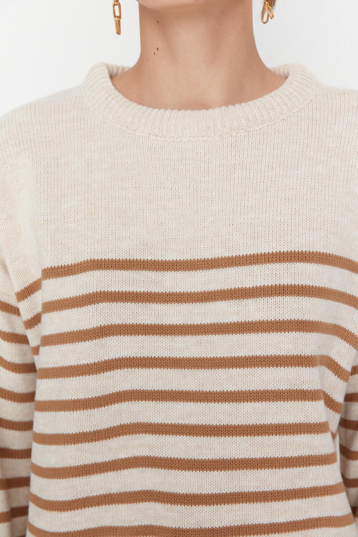 Trendyol - Beige Oversize Crew Neck Sweater