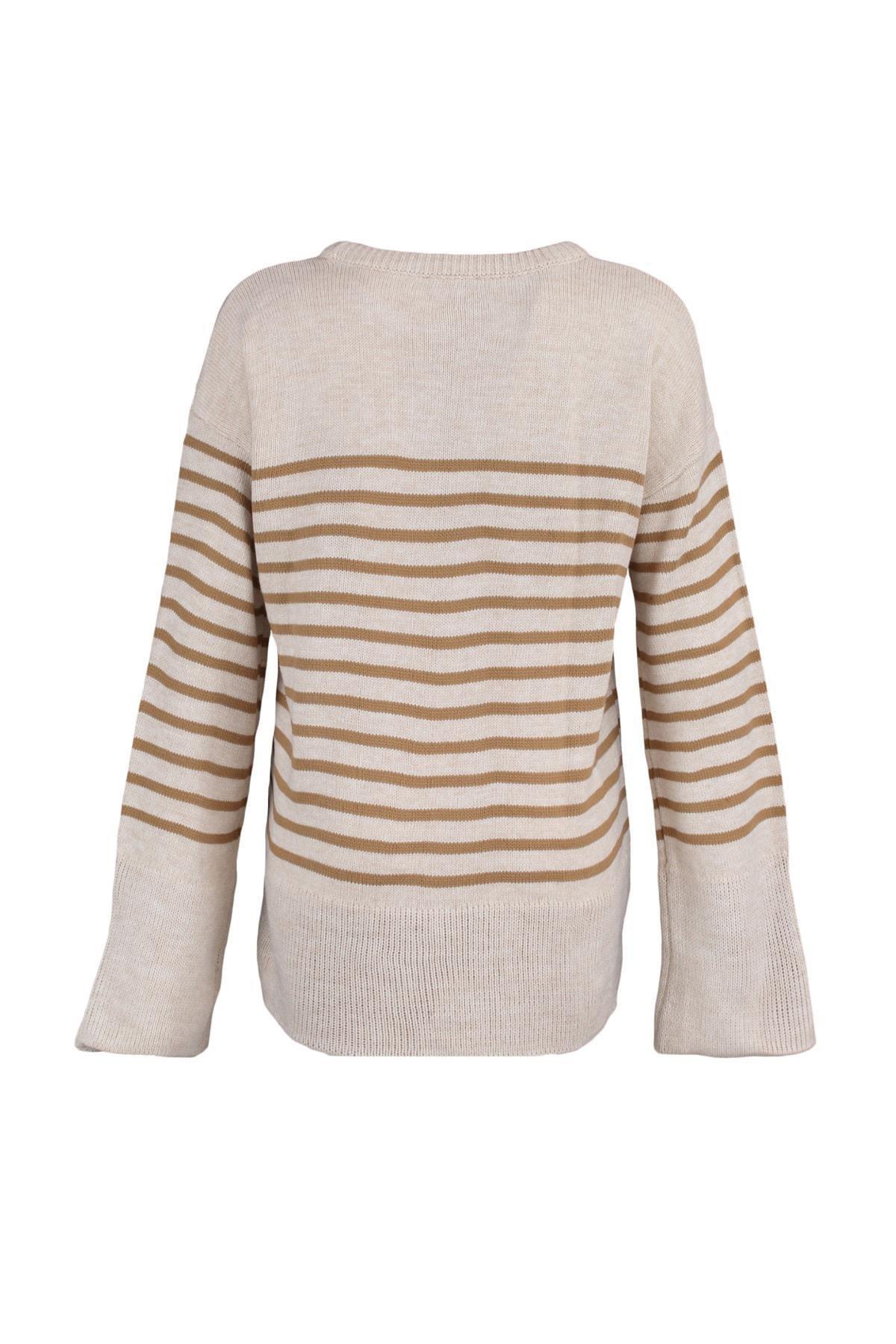 Trendyol - Beige Oversize Crew Neck Sweater