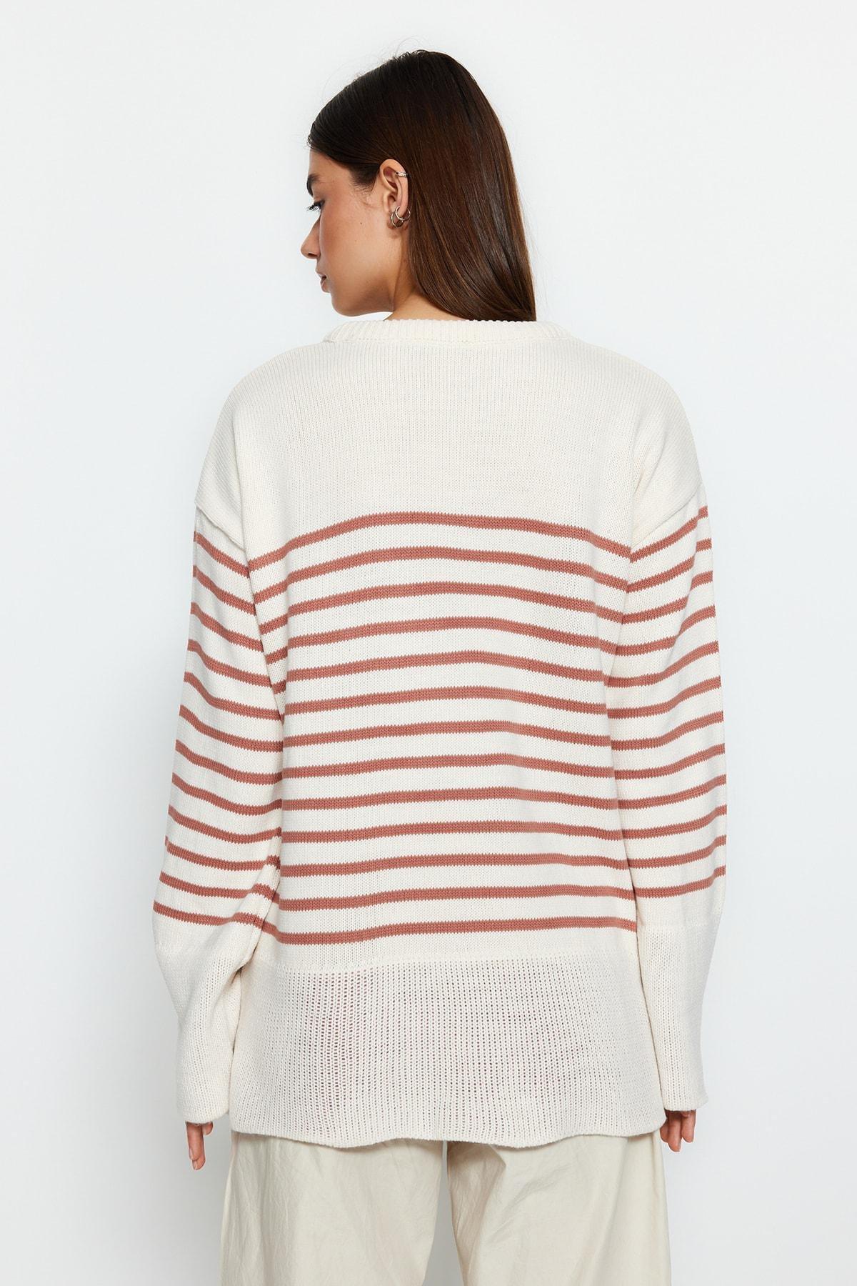 Trendyol - Beige Oversize Crew Neck Sweater