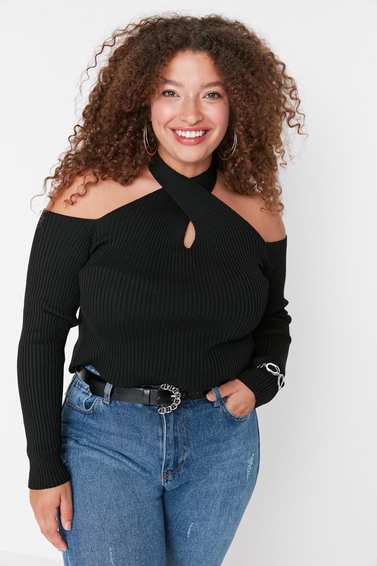 Black Fitted Plus Size Sweater, , large image number 1