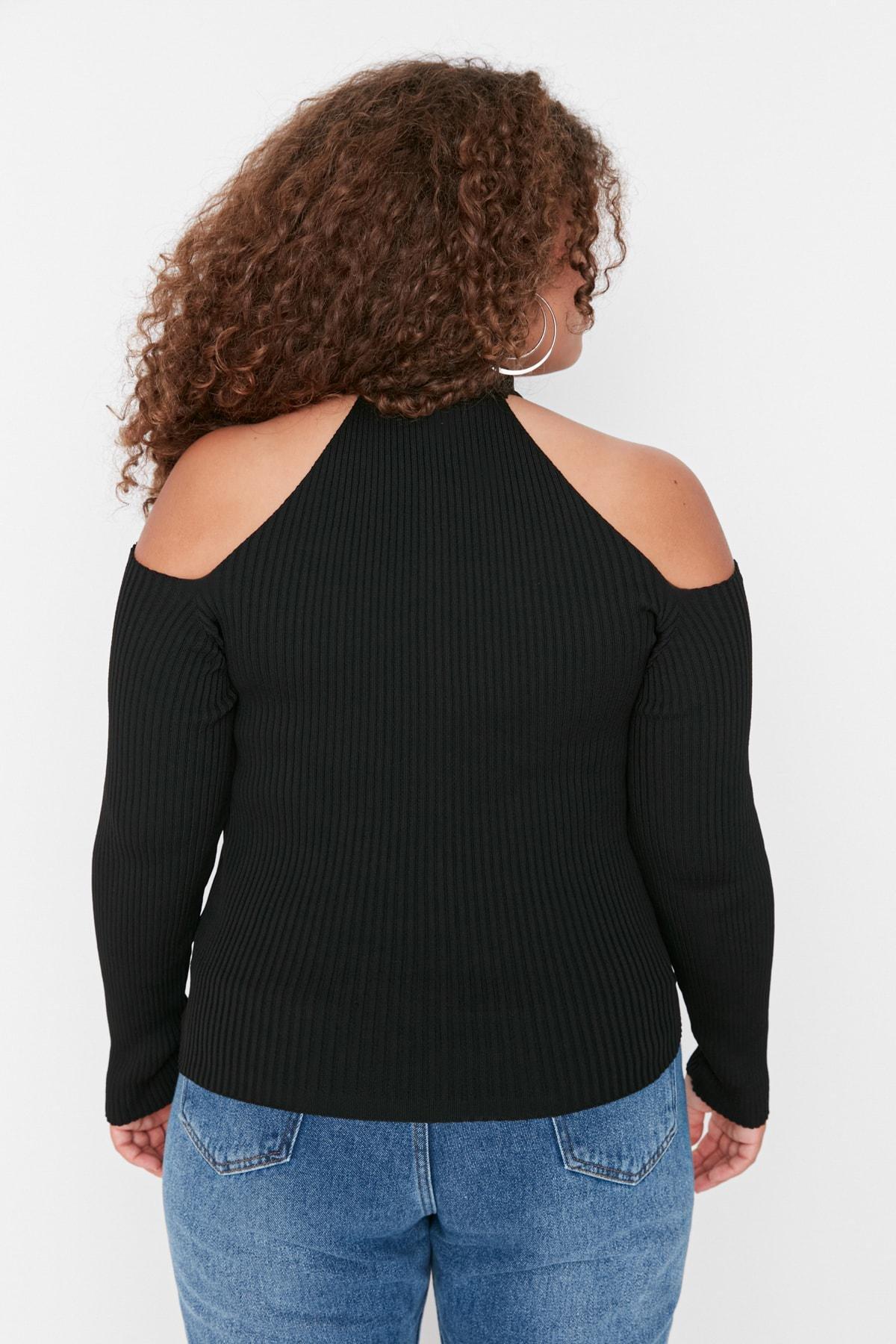Black Fitted Plus Size Sweater, , large image number 5