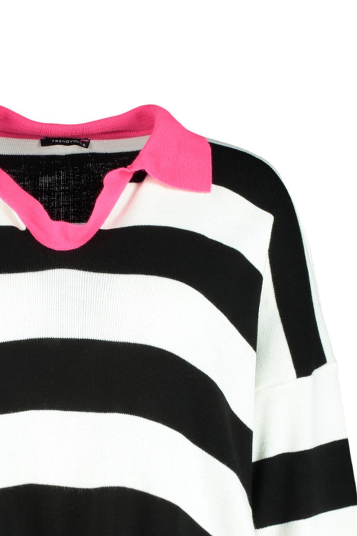 Trendyol - Pink Relaxed Striped Plus Size Sweater