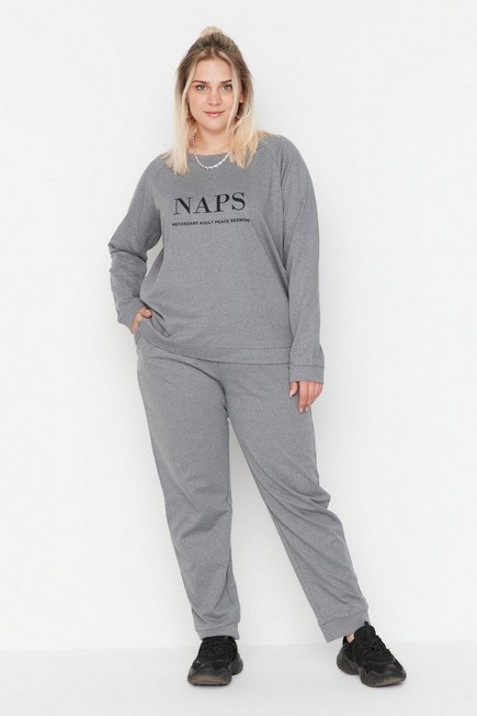 Trendyol - Gray Crew Neck Plus Size Pajama Set
