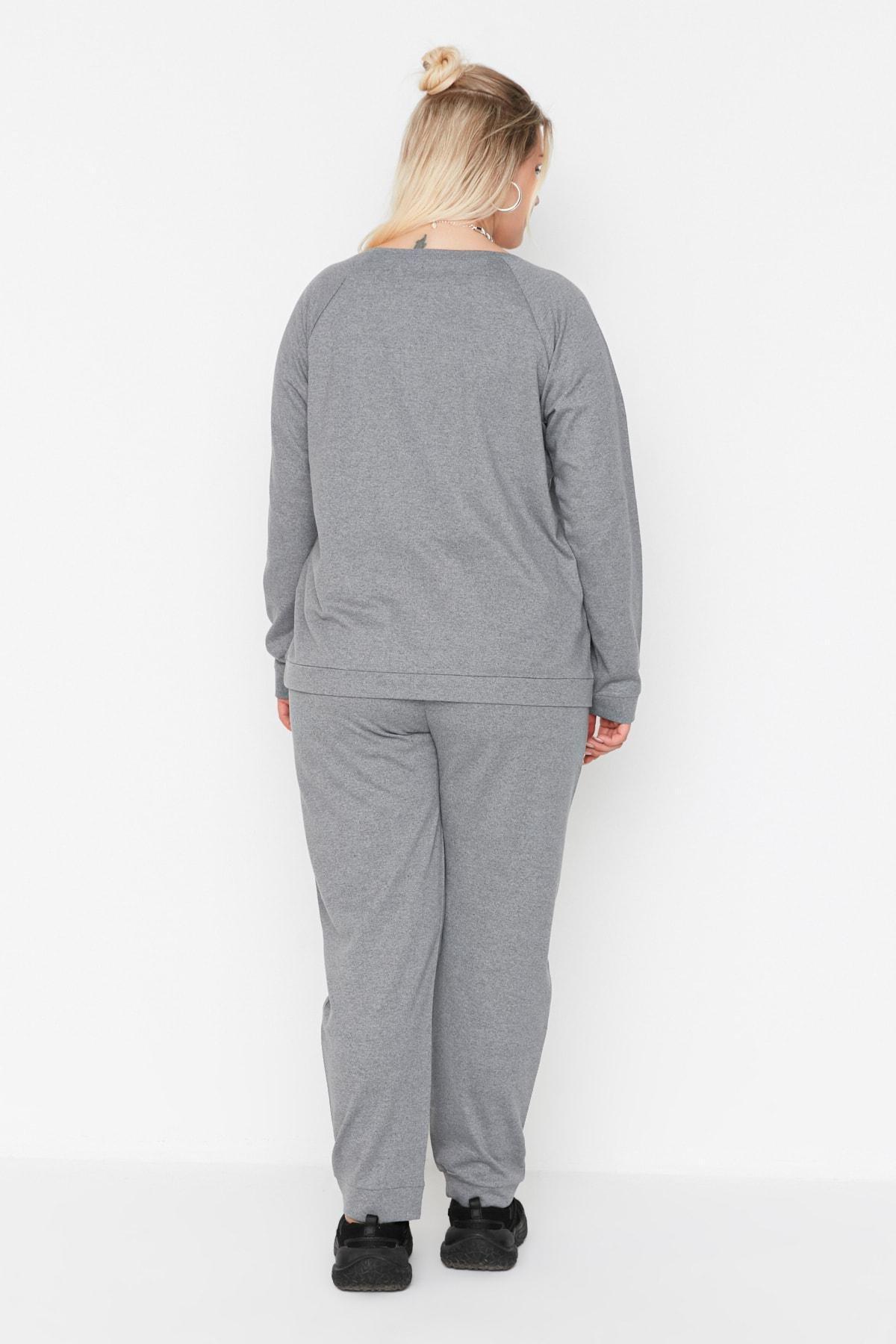 Trendyol - Gray Crew Neck Plus Size Pajama Set