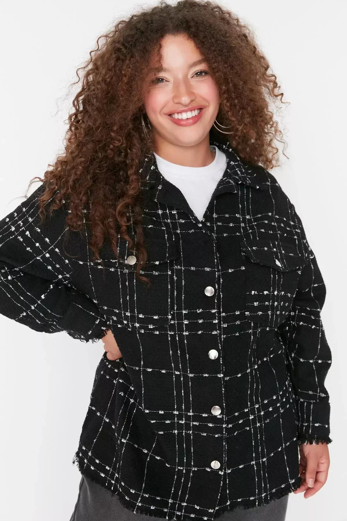 Black Plaid Plus Size Shirt, , large image number 2