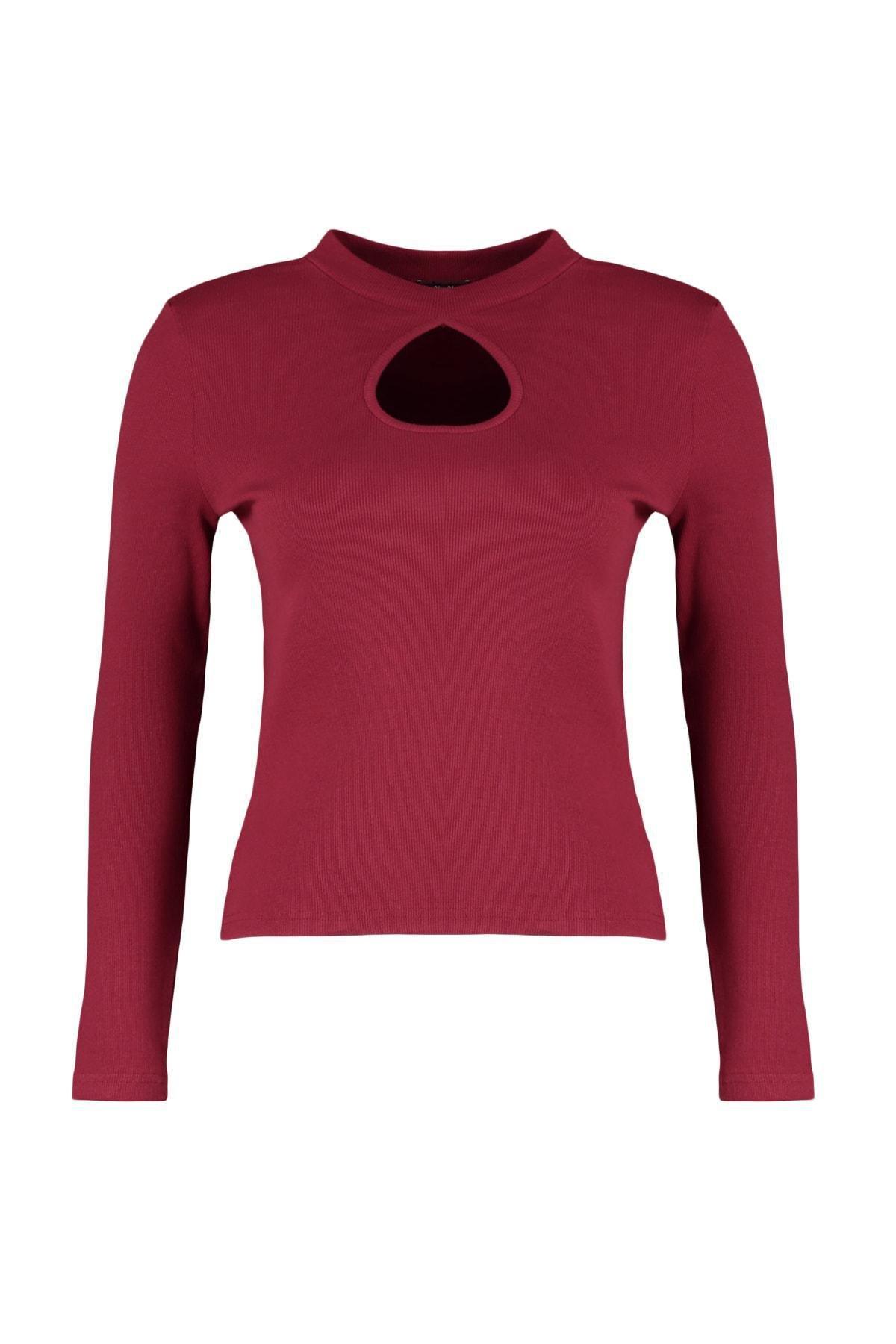 Trendyol - Burgundy Fitted Plus Size Blouse