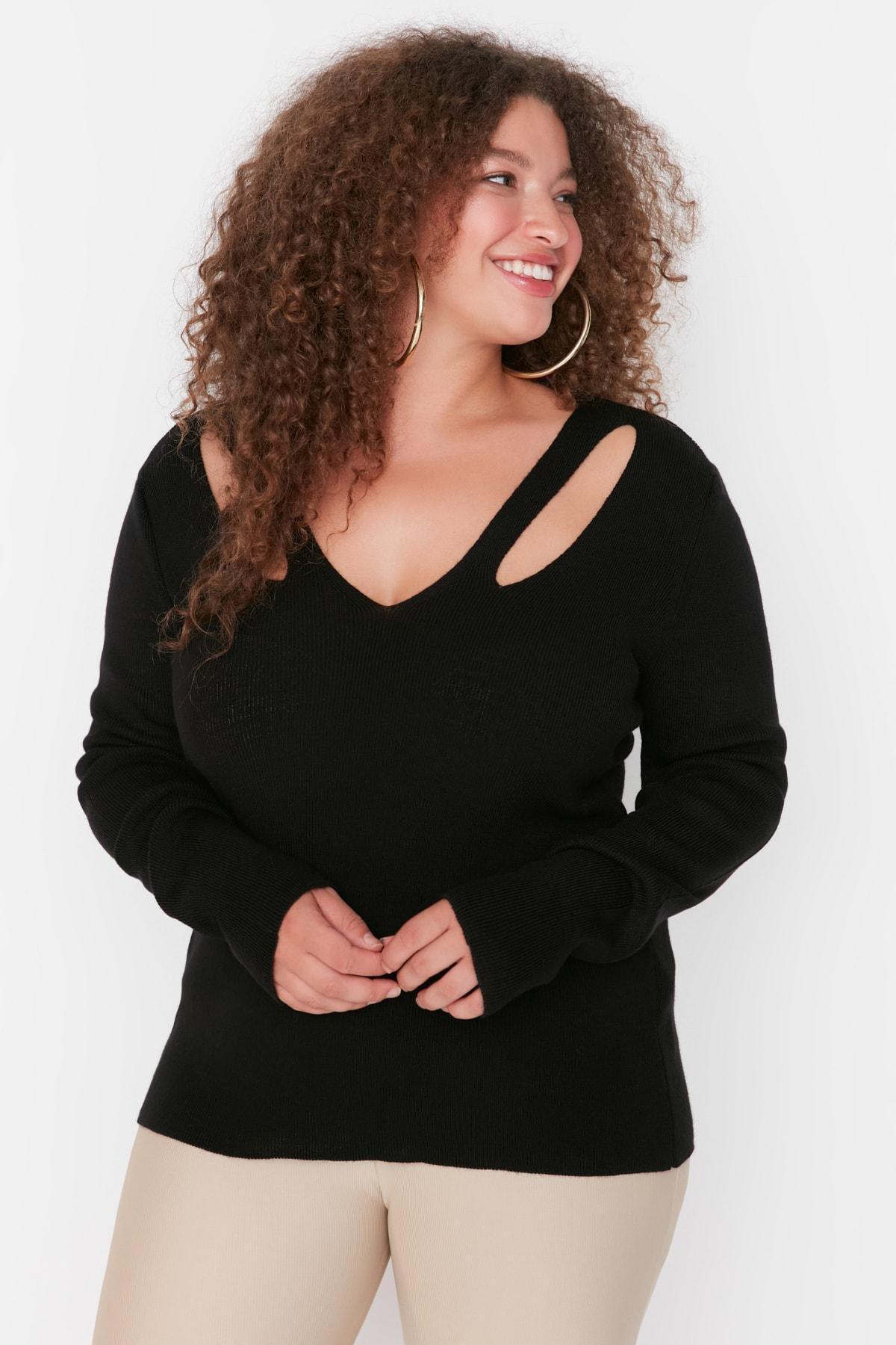Black V Neck Plus Size Blouse, , large image number 1