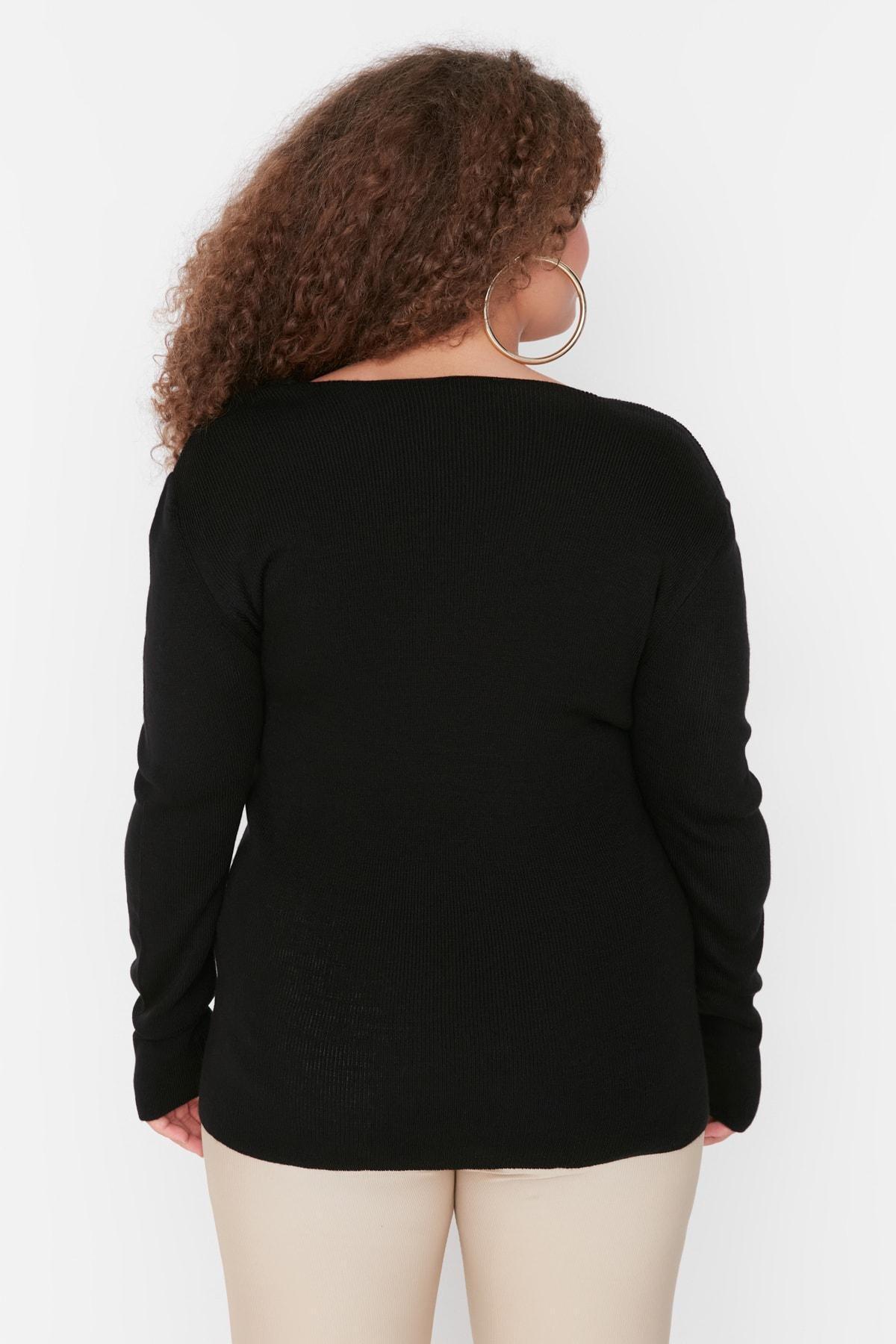 Black V Neck Plus Size Blouse, , large image number 4