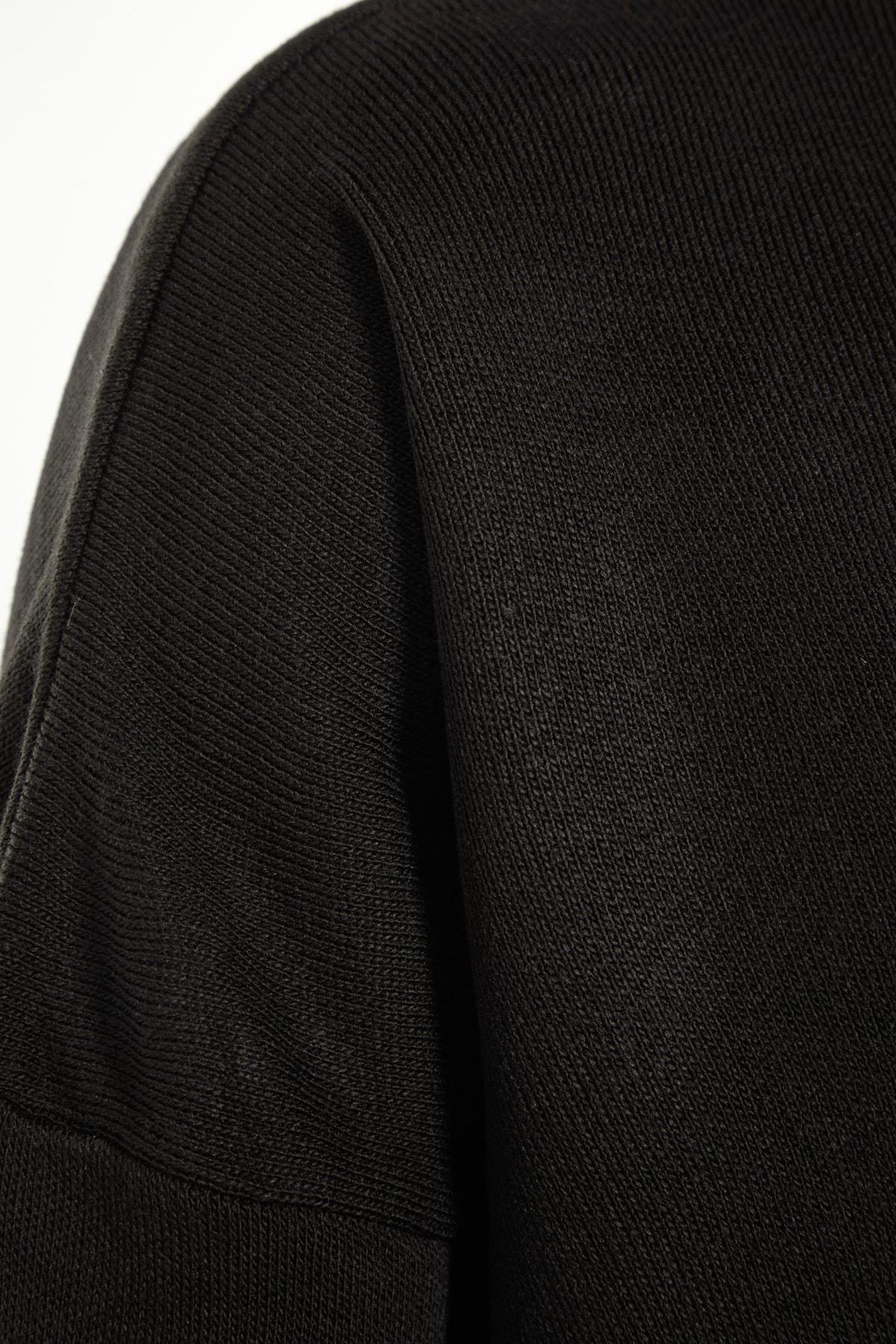Black Crew Neck Plus Size Sweater, , large image number 4