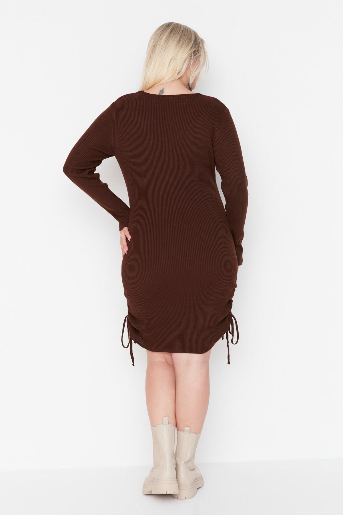Brown Bodycon Plus Size Dress, Brown, large image number 4
