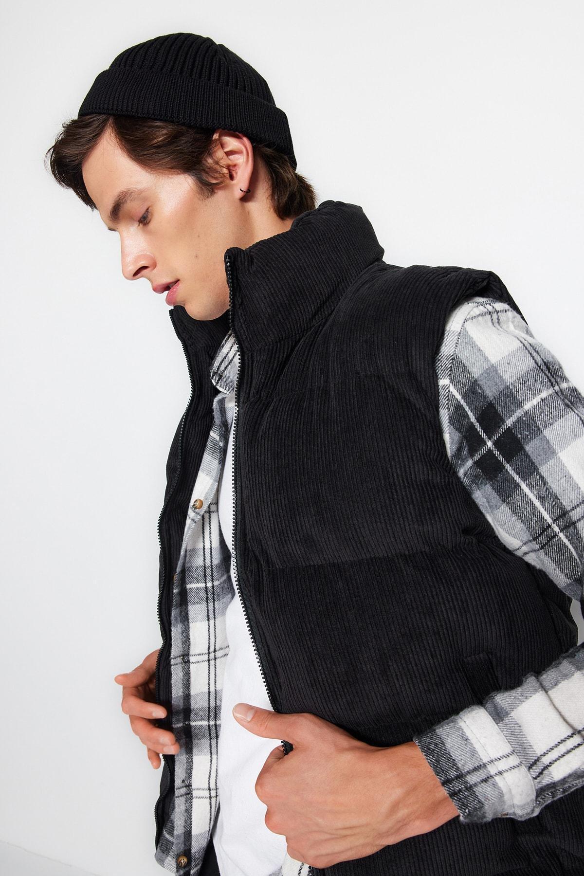 Black Stand-Up Collar Vest, , large image number 1