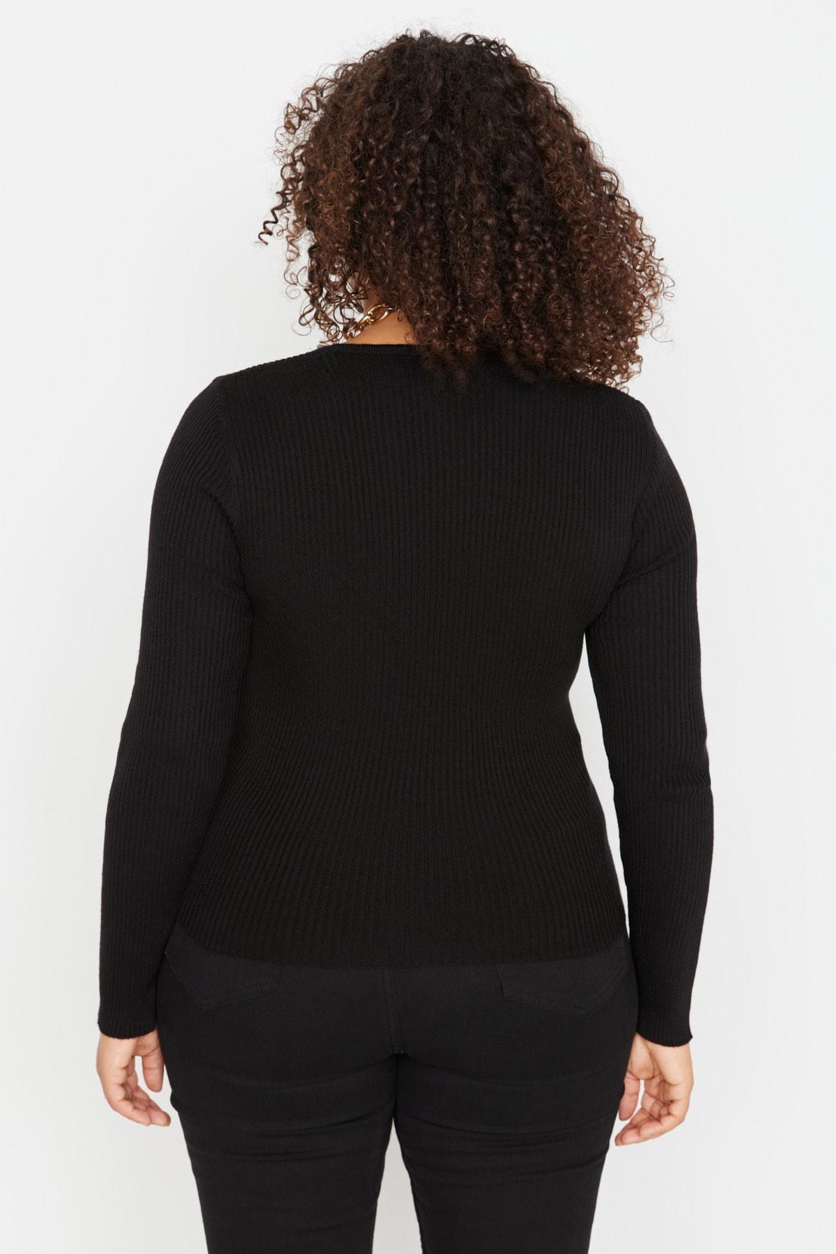 Trendyol - Black Double-Breasted Plus Size Sweater