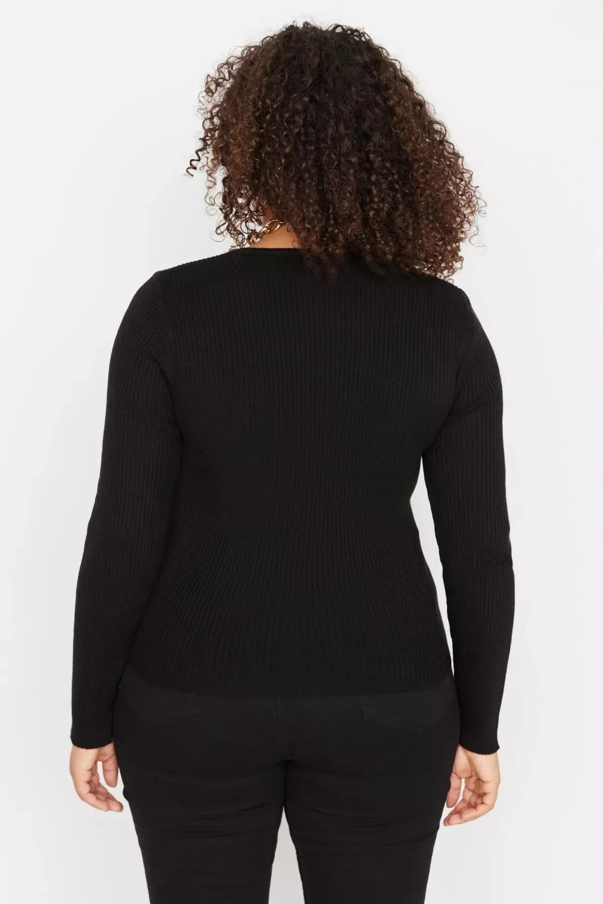 Black Double-Breasted Plus Size Sweater, , large image number 4