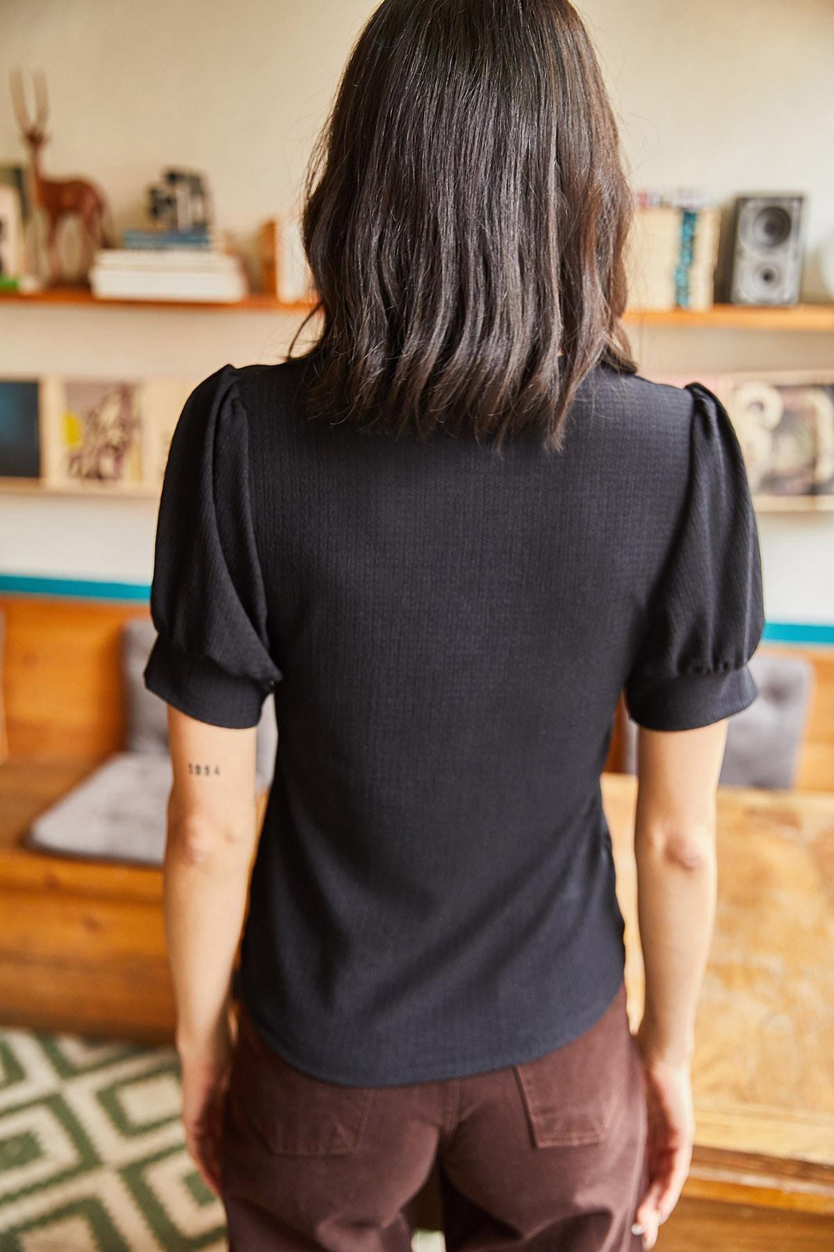 Black Fitted Blouse, BLACK, large image number 4