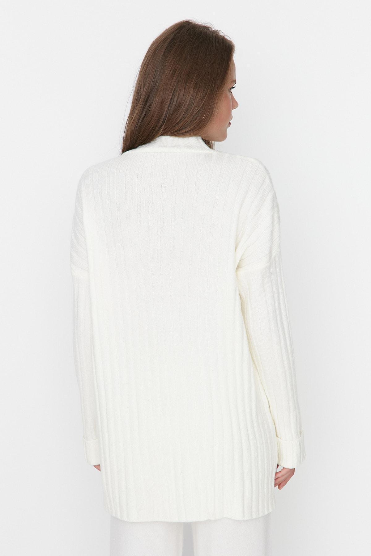 Ecru Standing Collar Sweater, , large image number 4