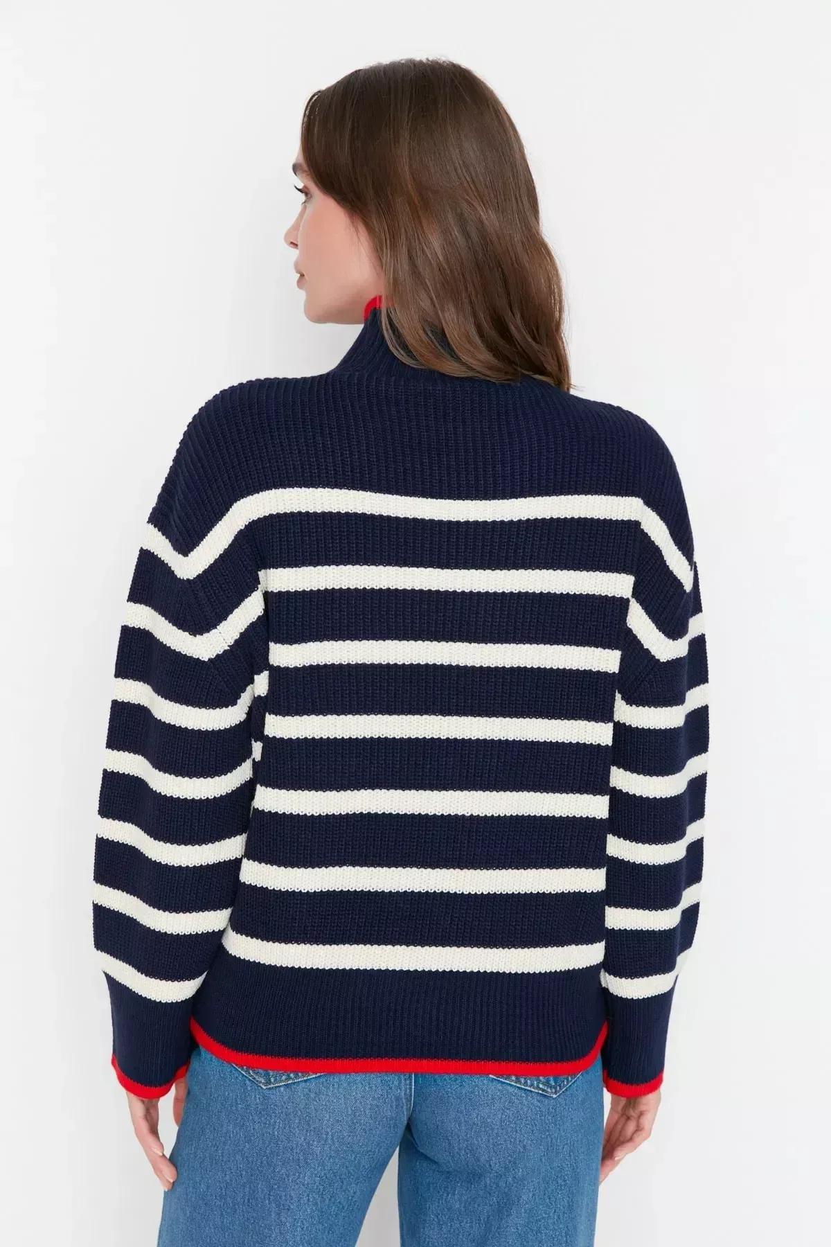 Navy Oversize Standing Collarsweater, Dark blue, large image number 4