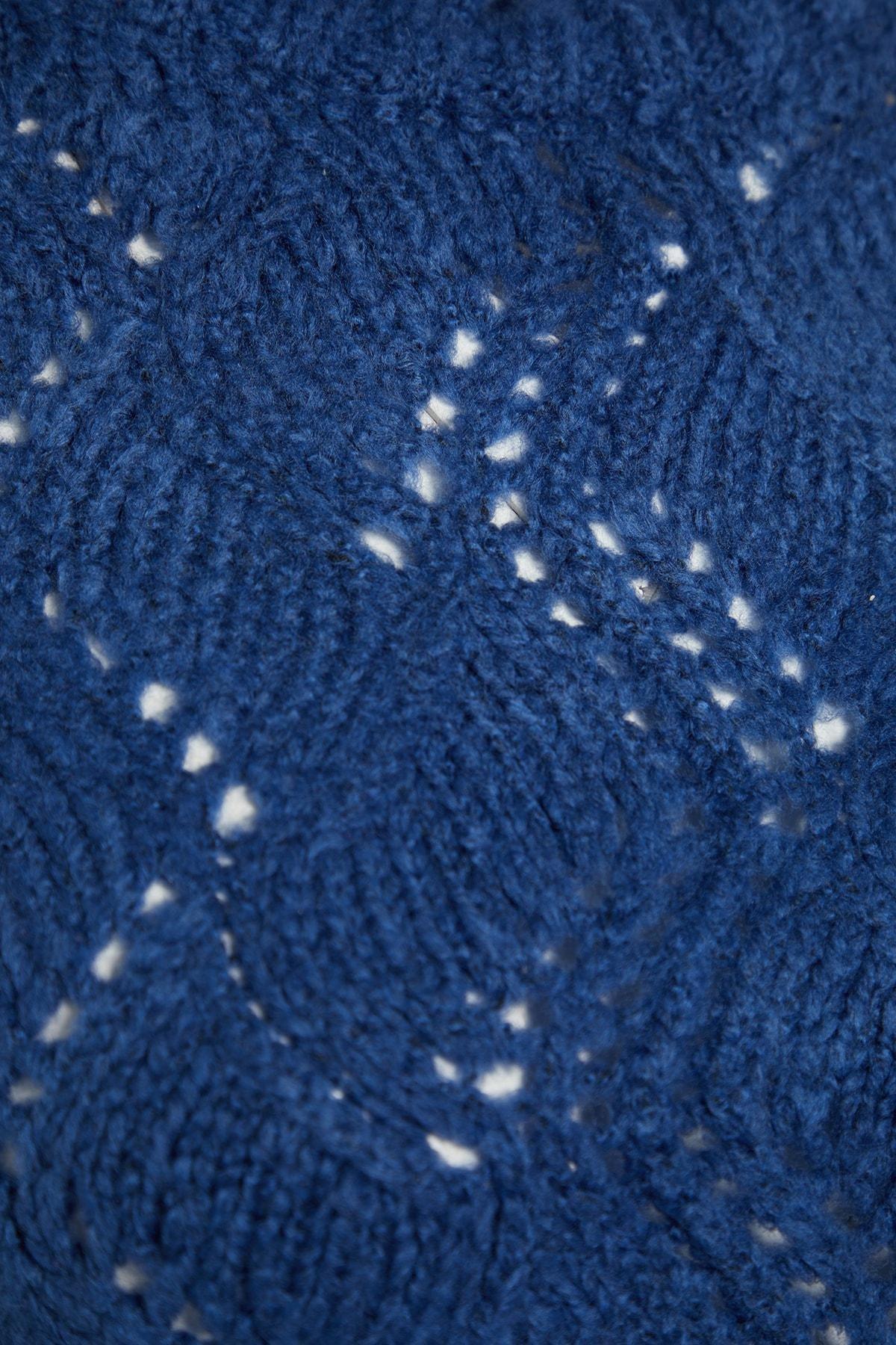 Trendyol - Blue Ajoure Standing Collar Sweater