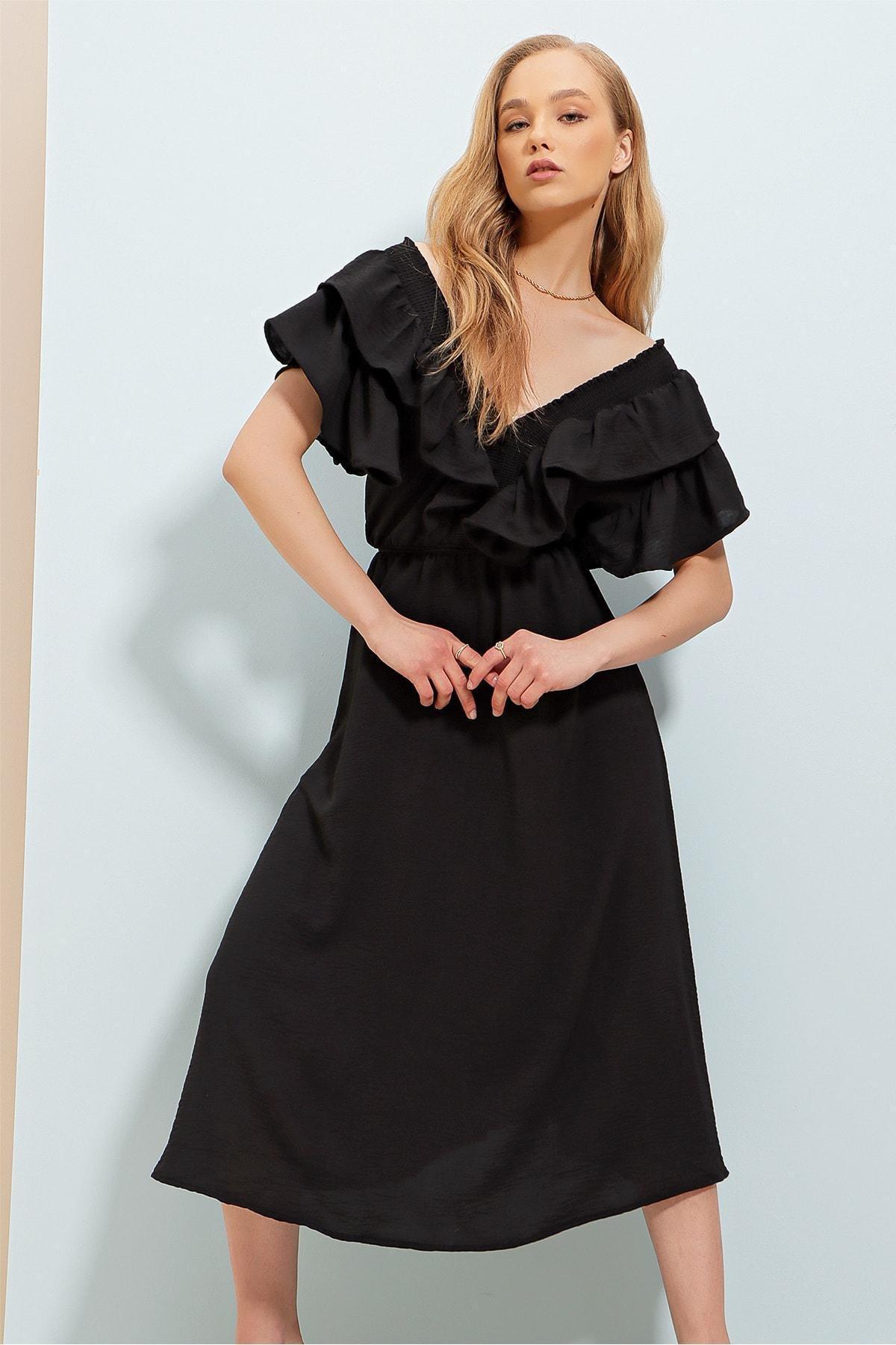 Black A-Line Ruffle Sleeve Dress, , large image number 0