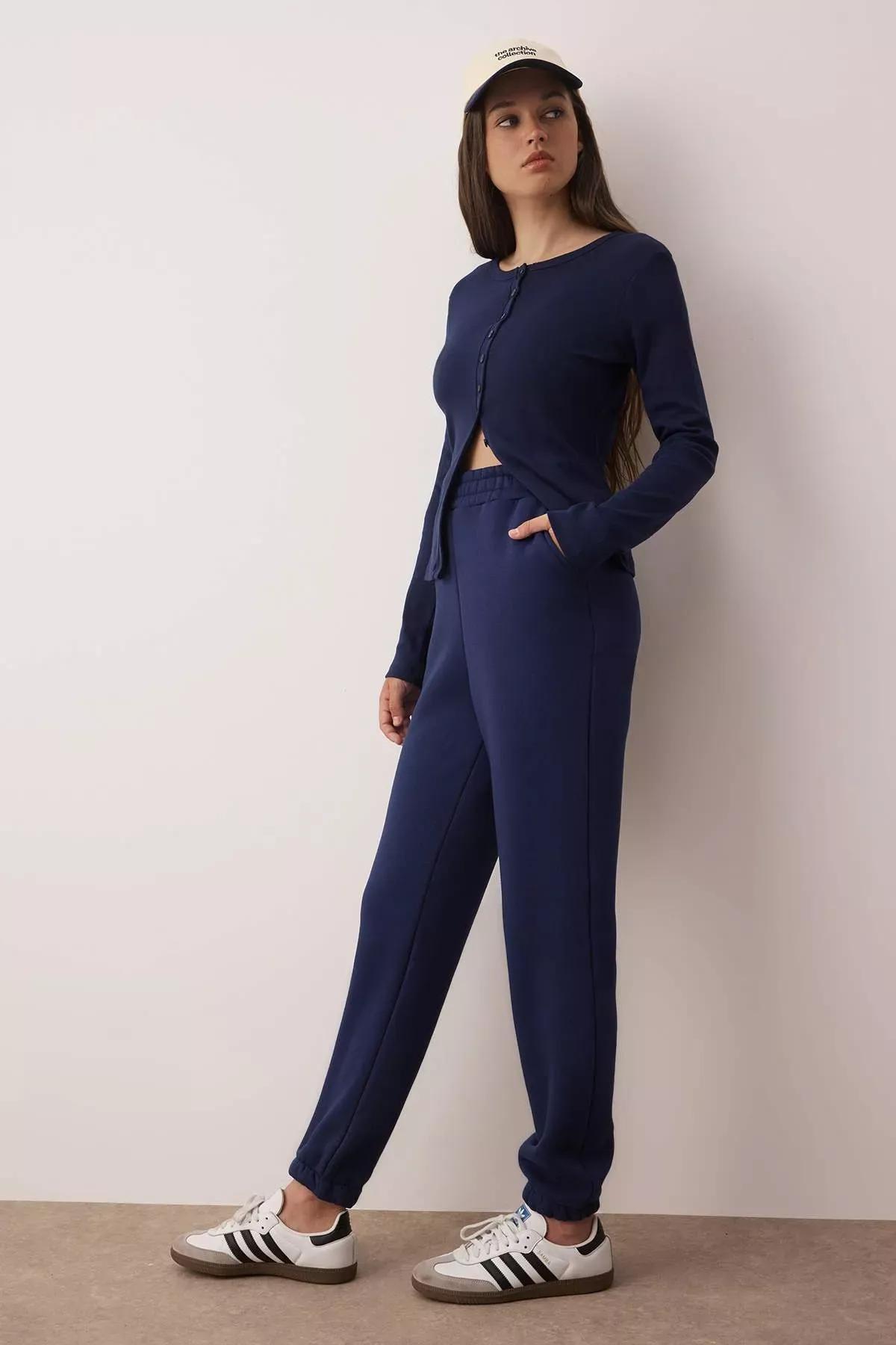بنطال رياضي بقصة فضفاضة، كحلي, Dark blue, large image number 3