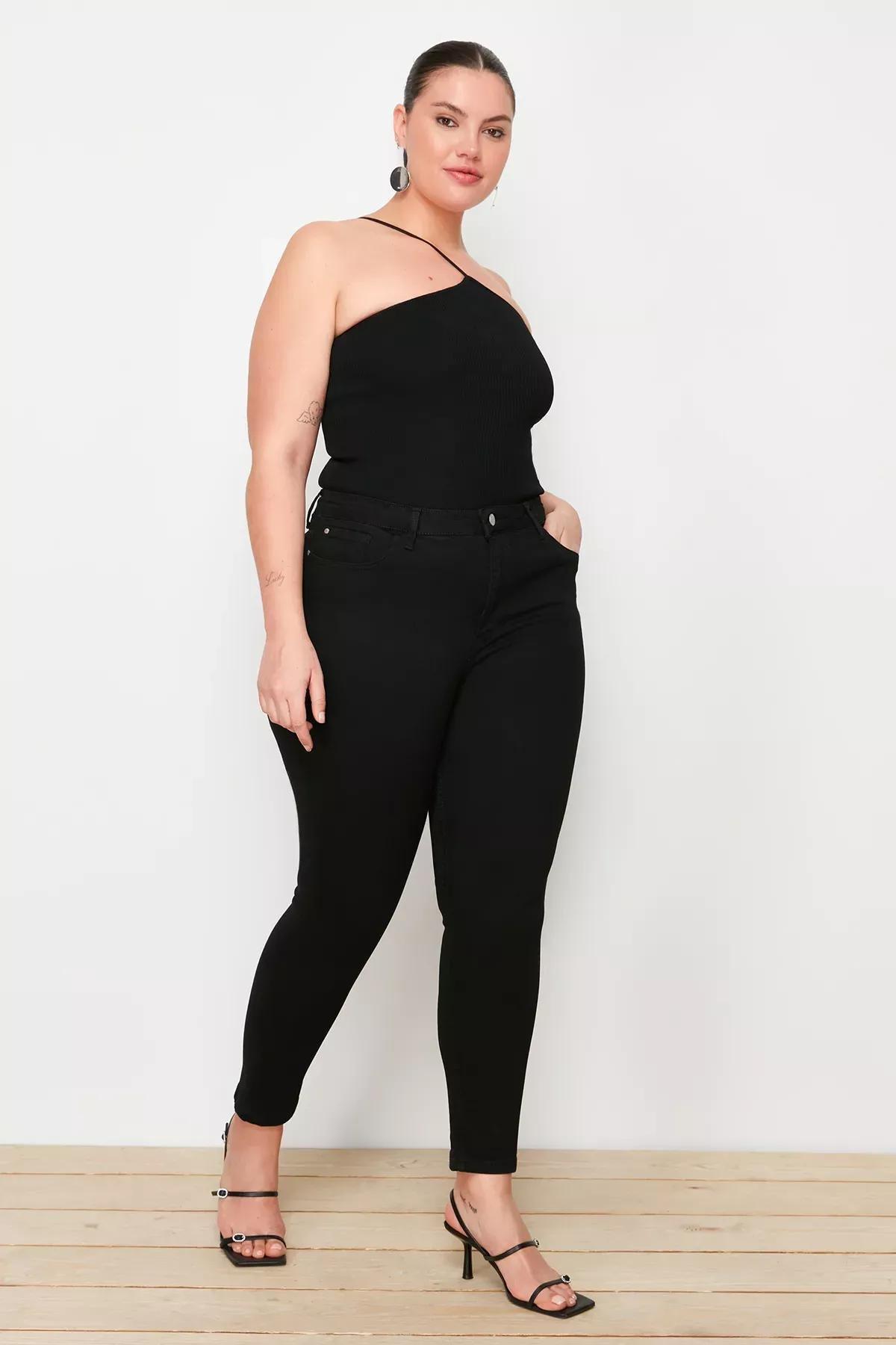 جينز بقصة سكيني فت وخصر مرتفع للمقاسات الكبيرة، أسود, Black, large image number 2